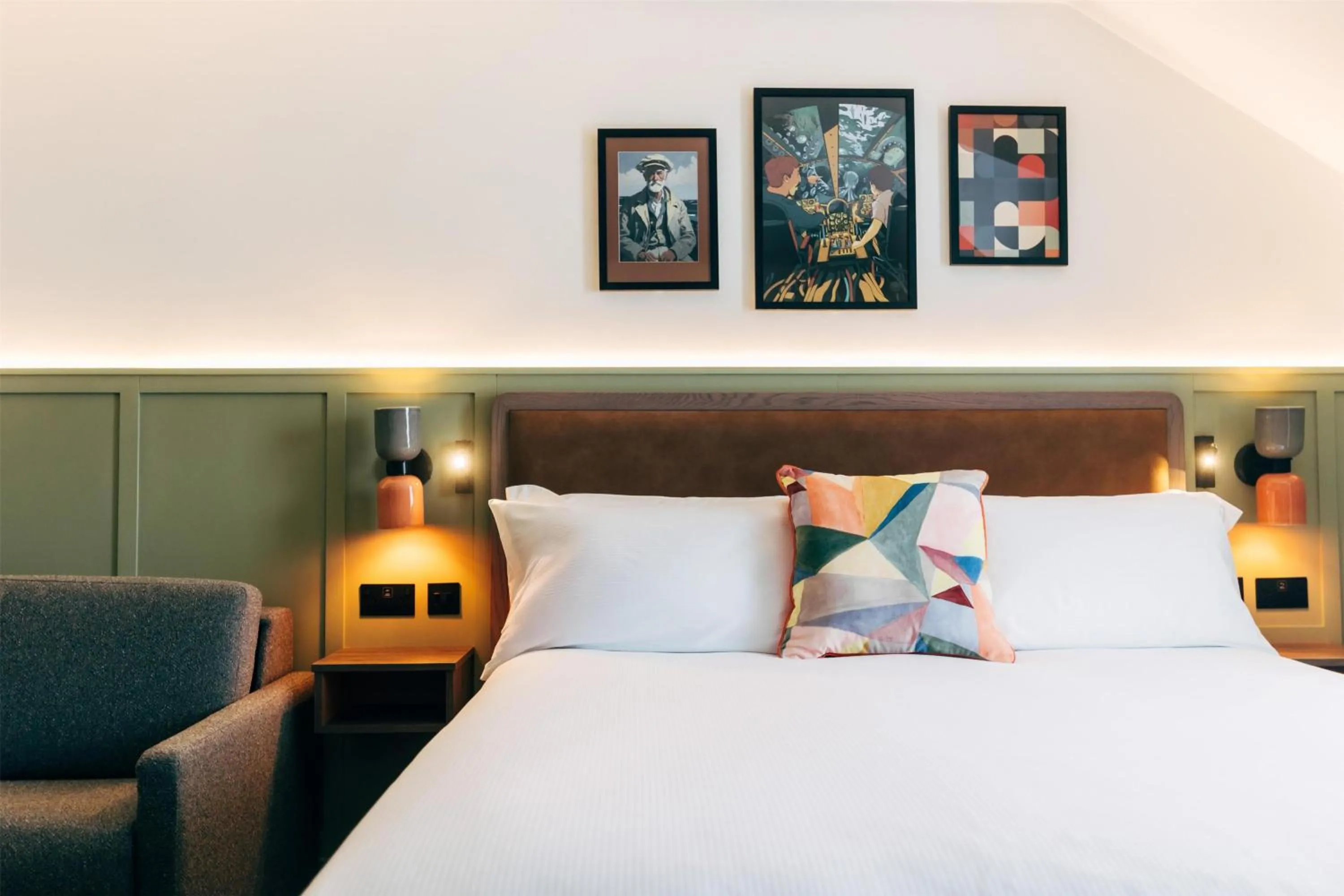 Bed in The Marcus Portrush, Tapestry Collection By Hilton