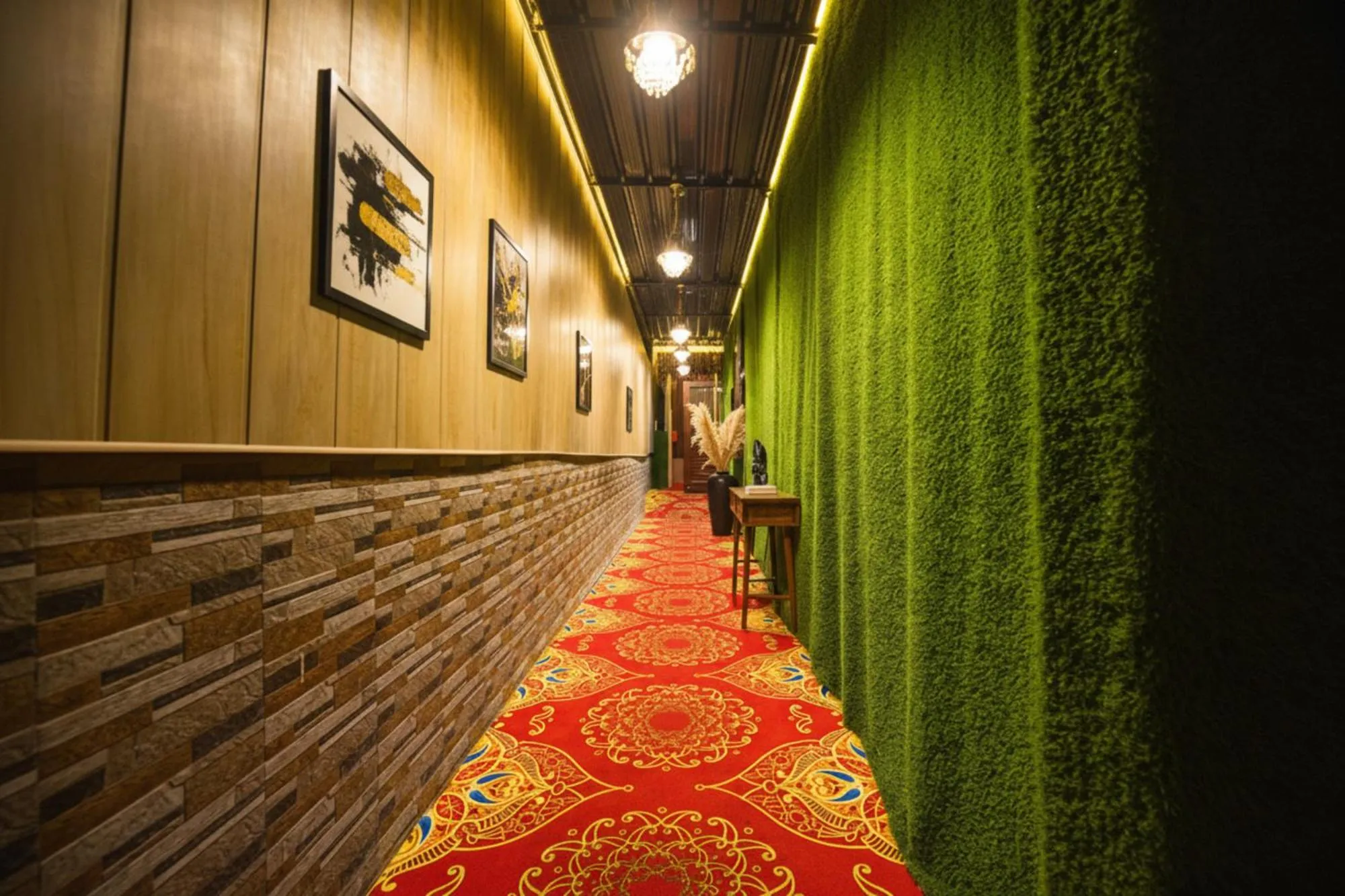 Lobby or reception in Via The Grand Palace Near Fortis Escort Hospital