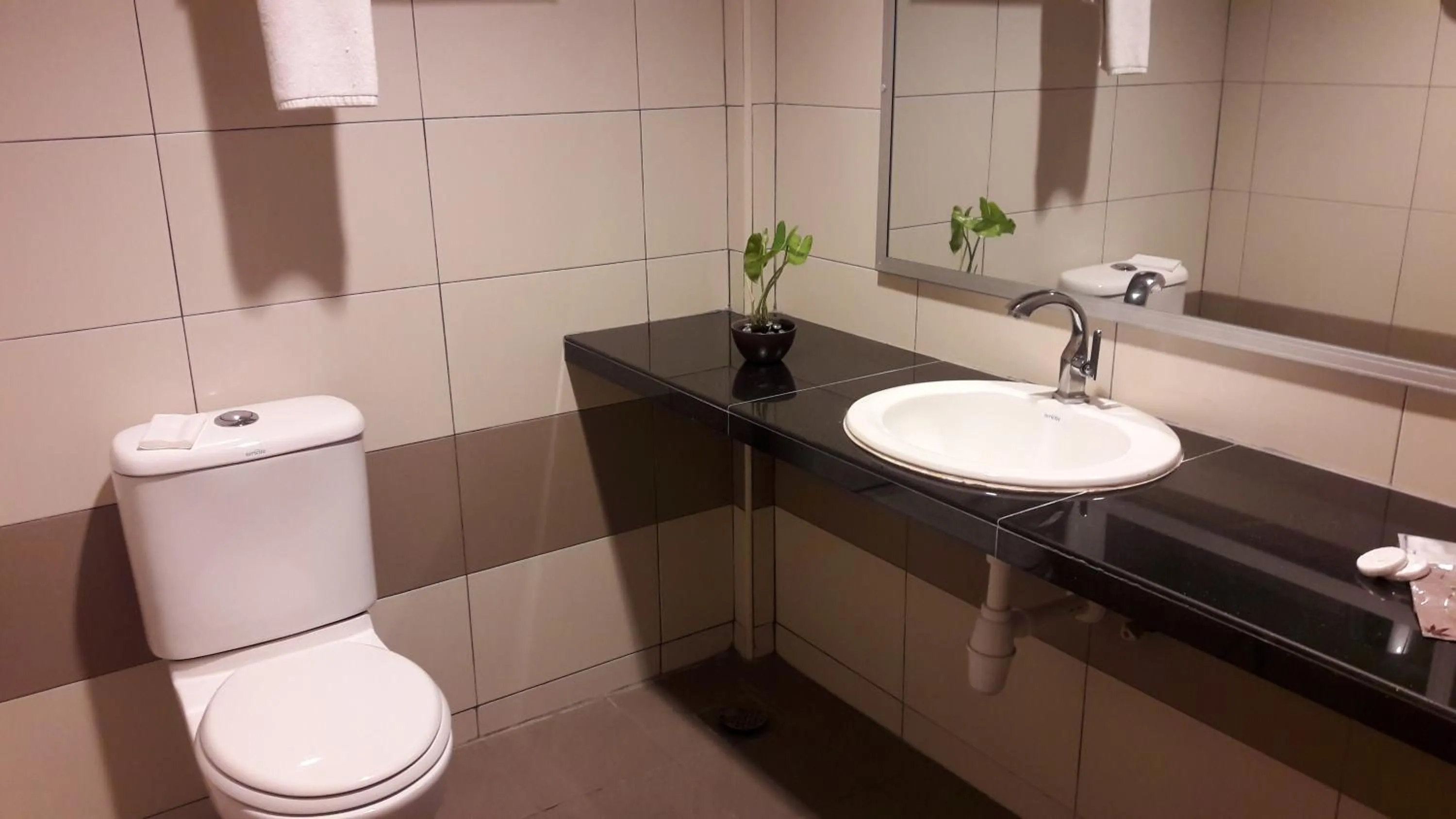 Toilet in Salsa Resort Langkawi By Casa Loma