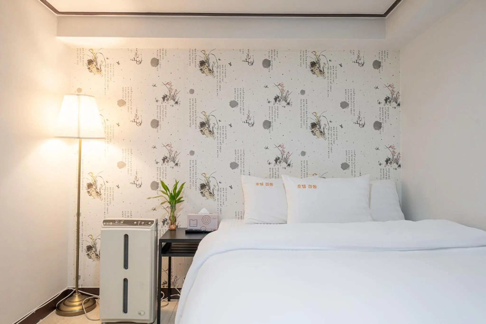 Bedroom, Bed in Kyoung Dong Hotel Myeongdong