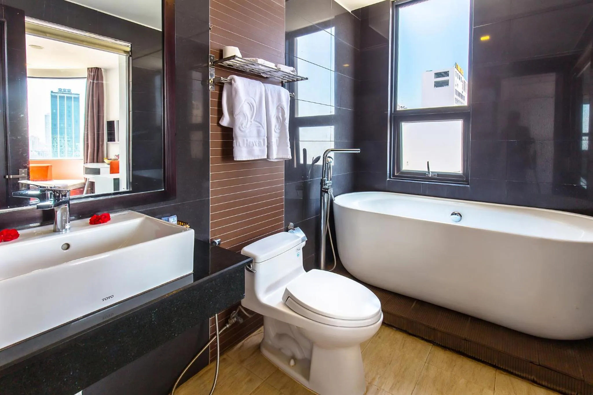 Shower in Ocean Haven Hotel