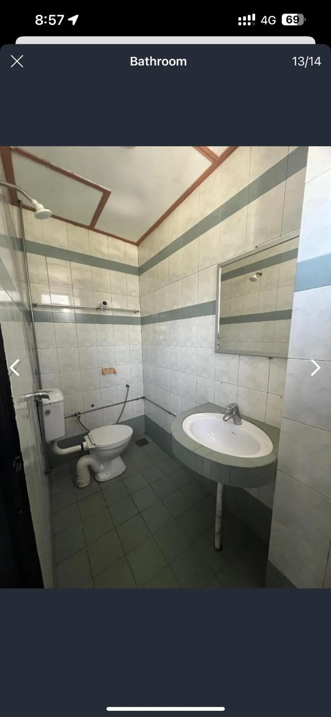 Bathroom in Dung Fang Hotel