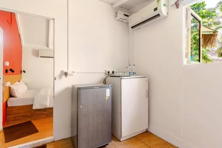 Bedroom in Sea Shades Cottages I Private Jacuzzi