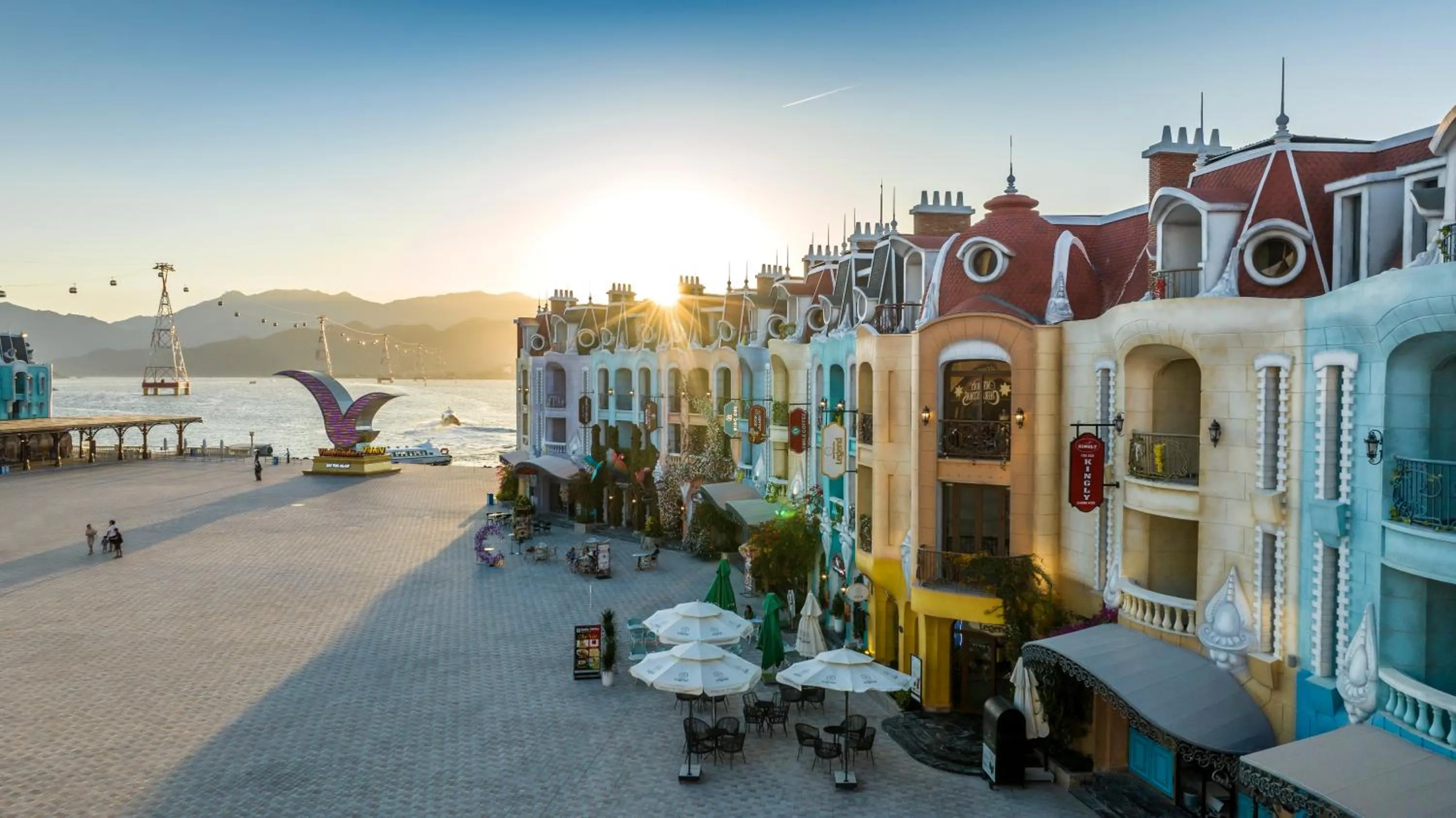 Entertainment in Vinpearl Resort & Spa Nha Trang Bay