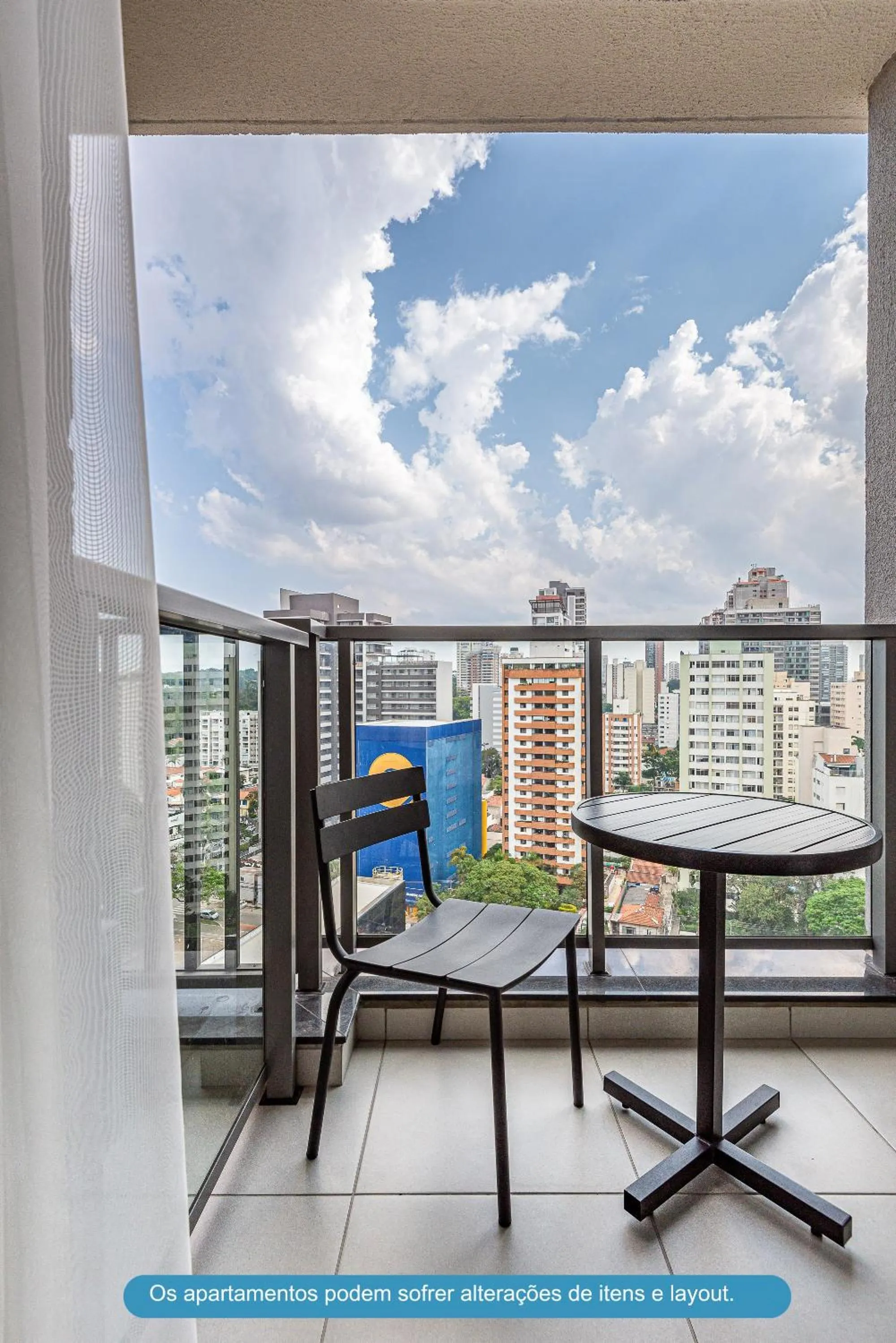 Balcony/Terrace in Roomo Transamerica SP Brooklin 370