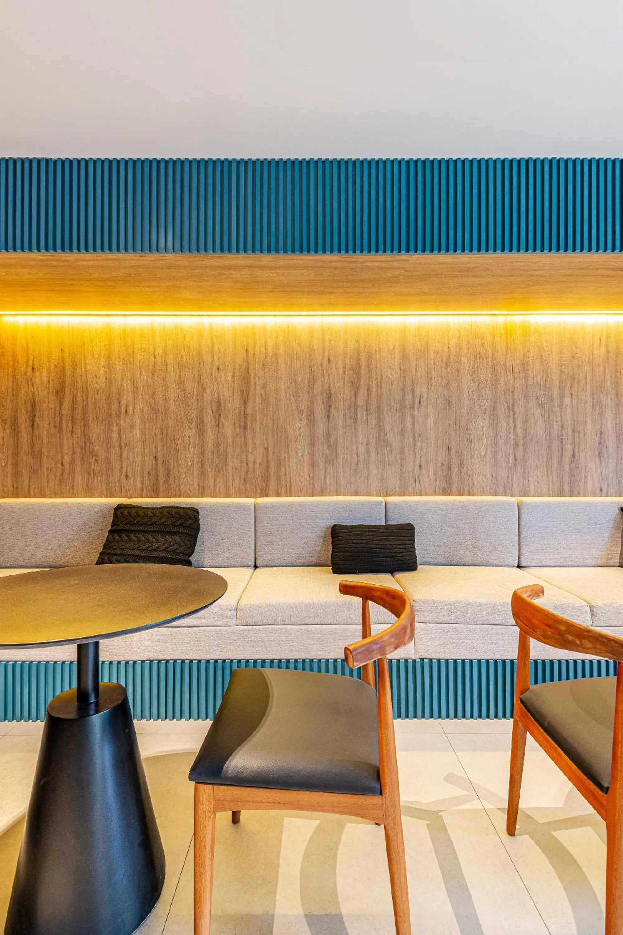 Living room in Roomo Transamerica SP Brooklin 370