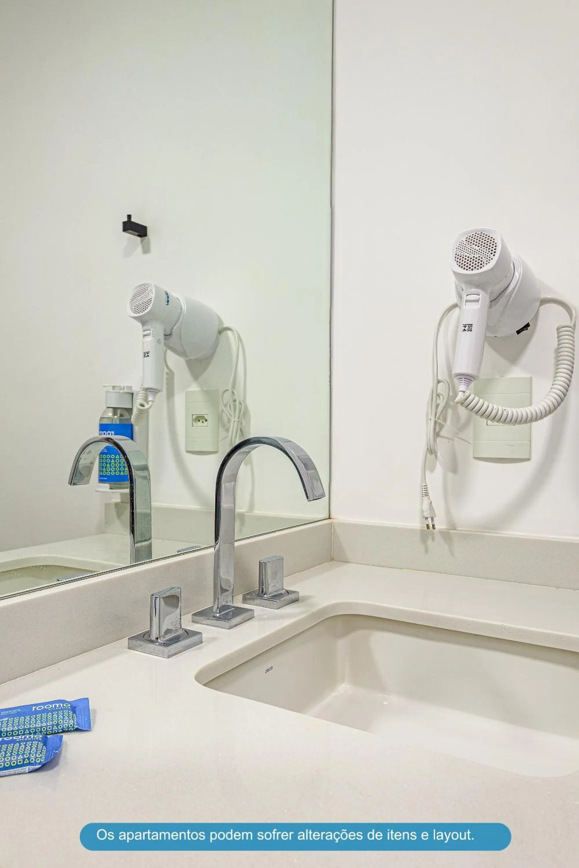 hair dryier in Roomo Transamerica SP Brooklin 370