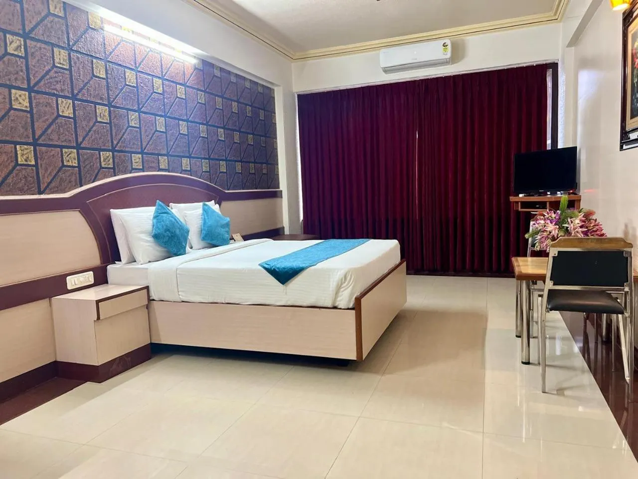 Bedroom, Bed in The Grand Krishna Rooms