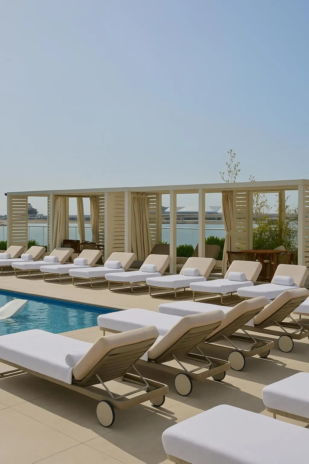 Swimming pool in The OQ