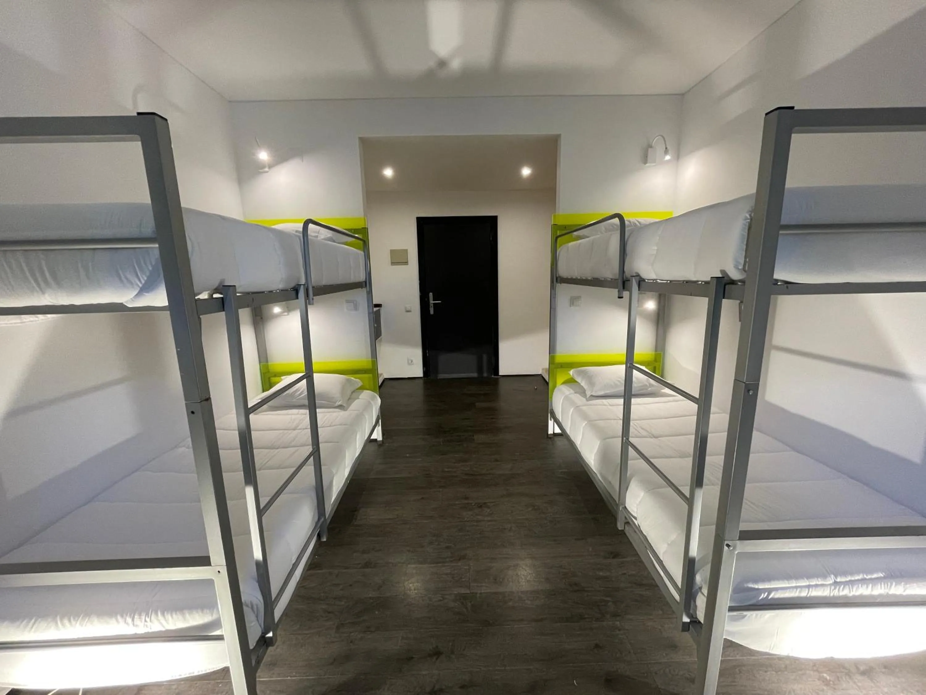 Bed in HI Parque das Nações – Pousada de Juventude