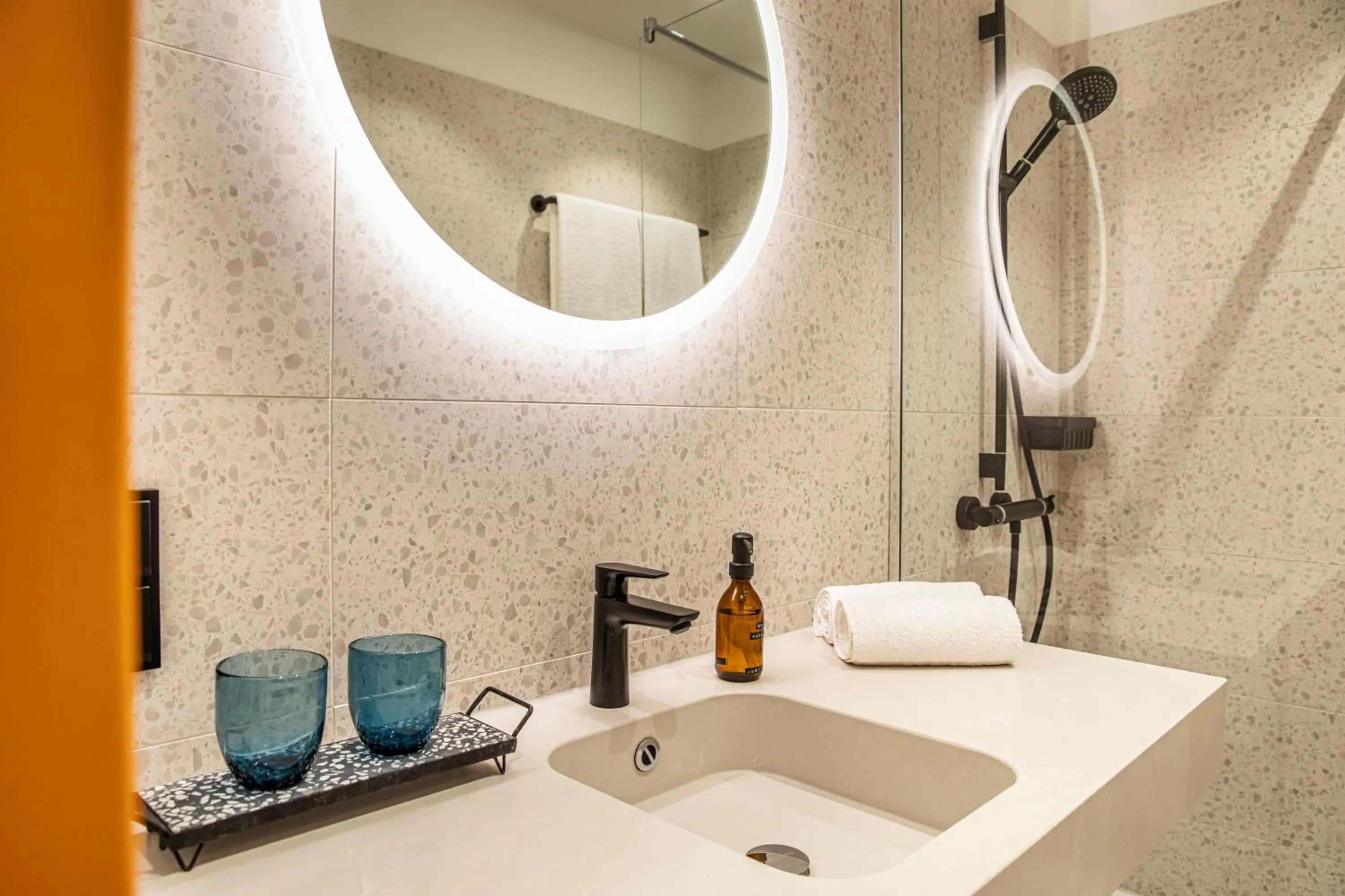 Bathroom in LOGINN Hotel Köln Airport