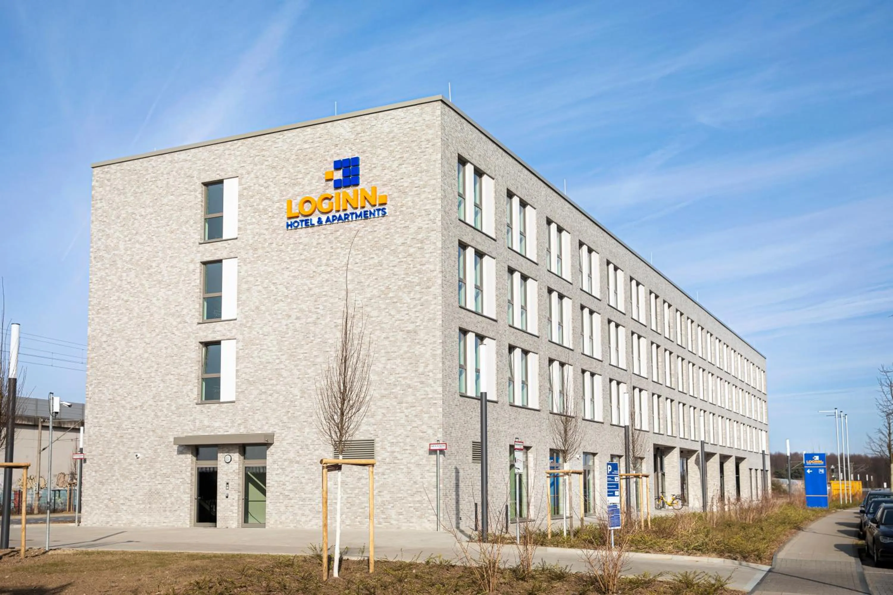 Property building in LOGINN Hotel Köln Airport