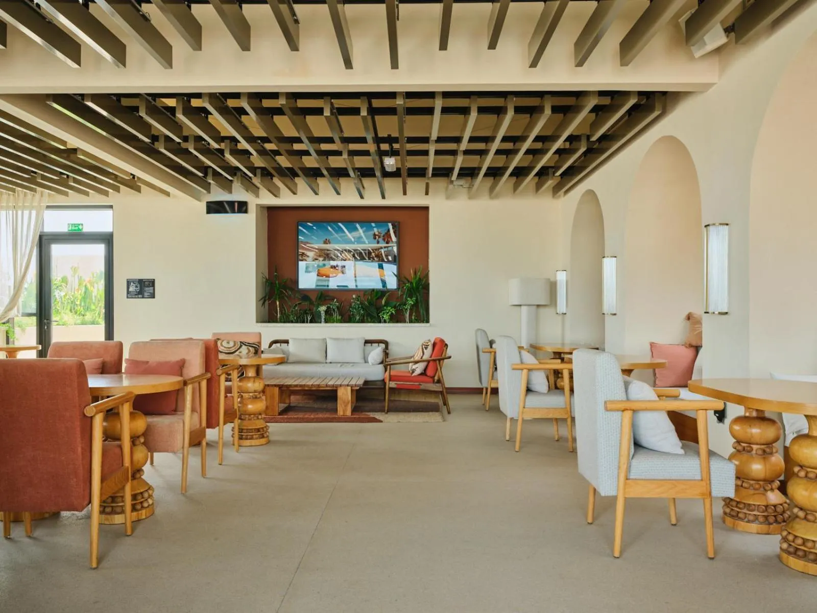 Restaurant/places to eat in The Muse