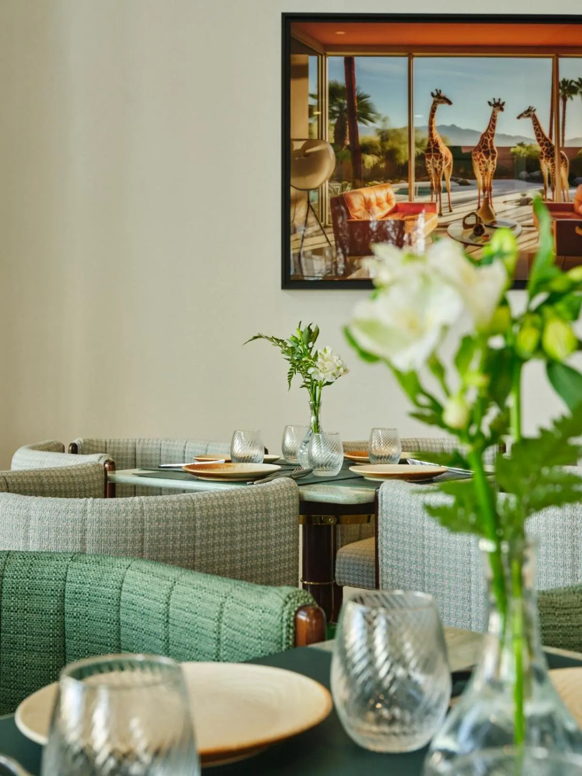 Restaurant/places to eat in The Muse