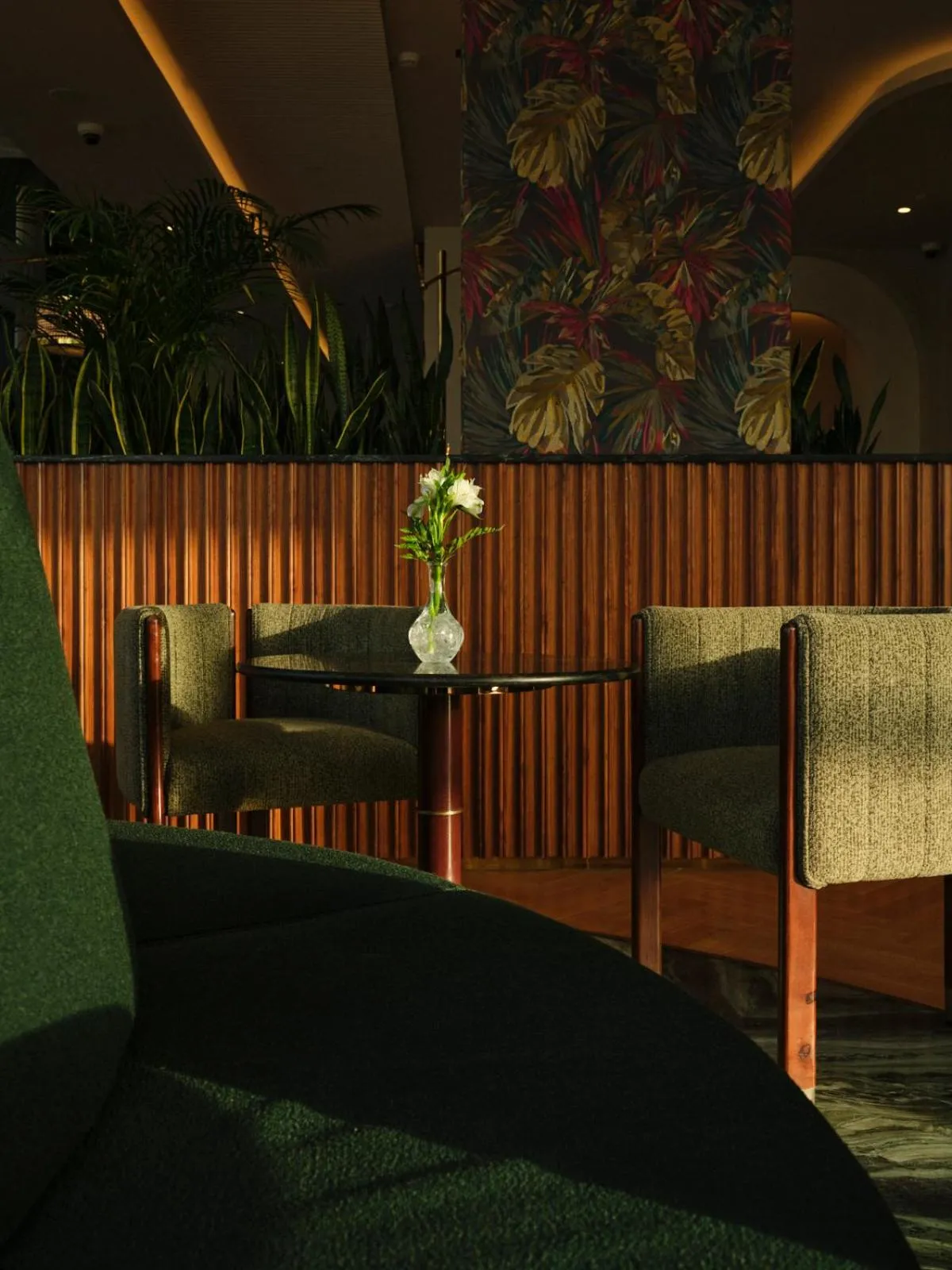 Restaurant/places to eat in The Muse