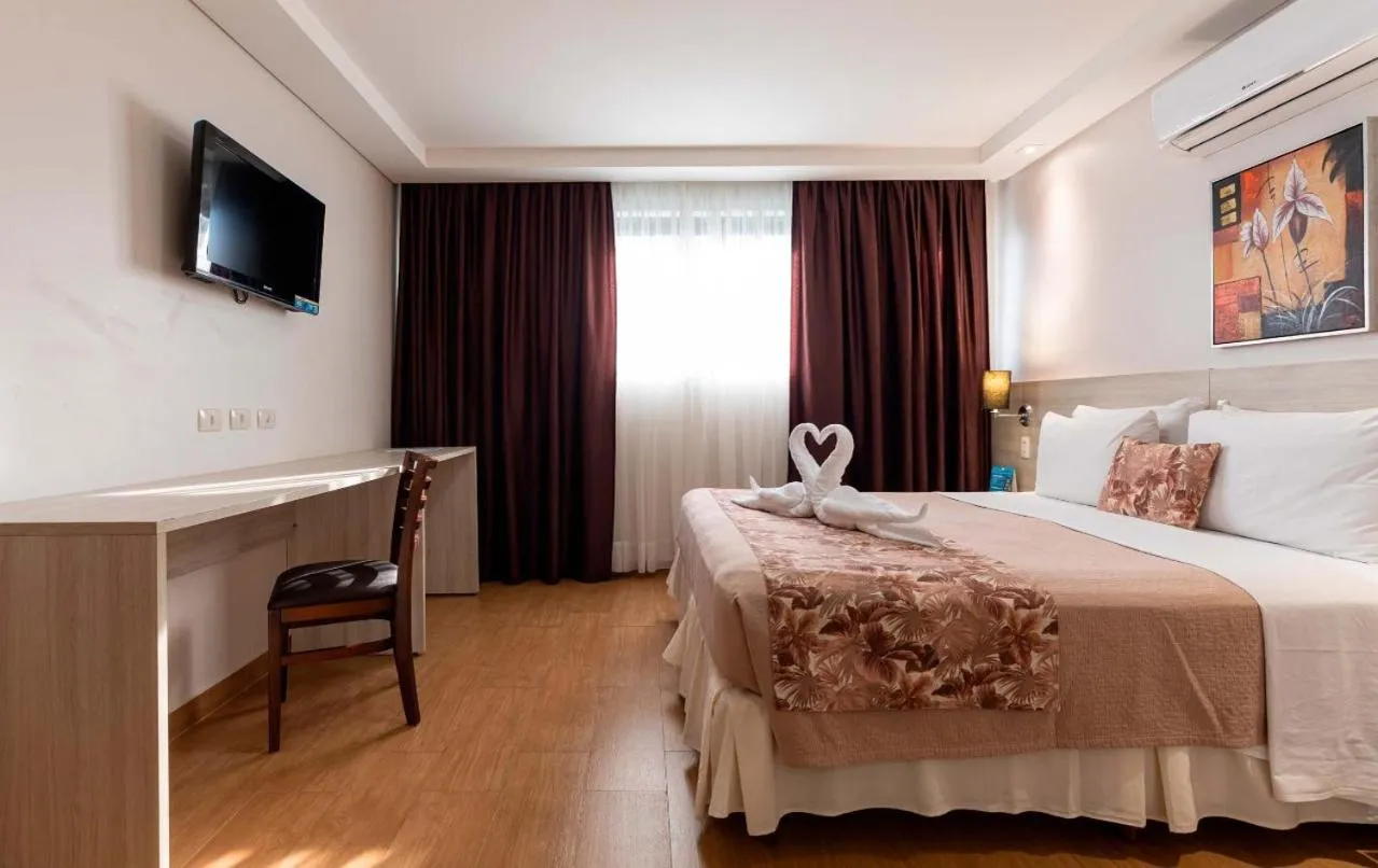 Bed in Tarobá Hotel