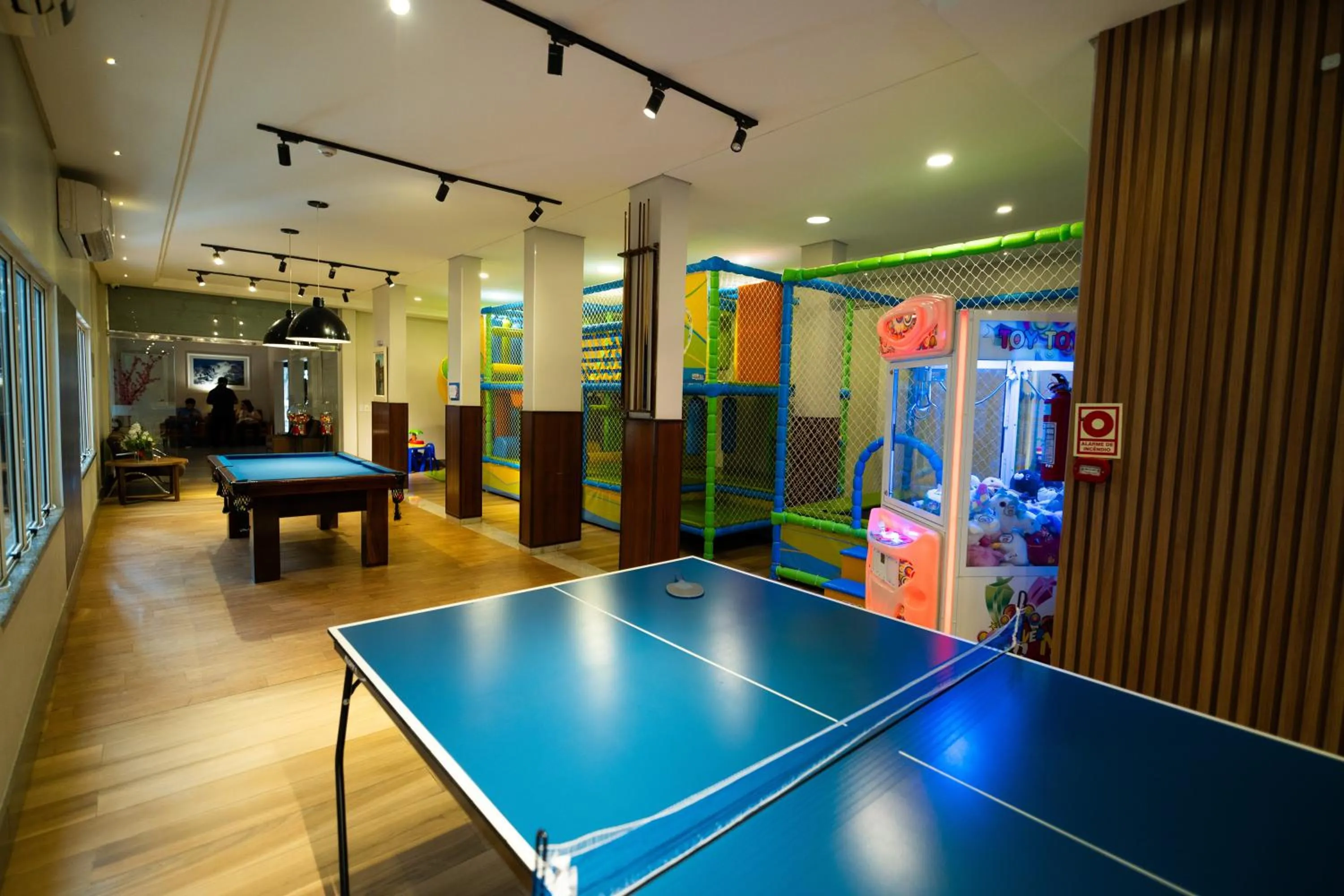 Game Room in Tarobá Hotel