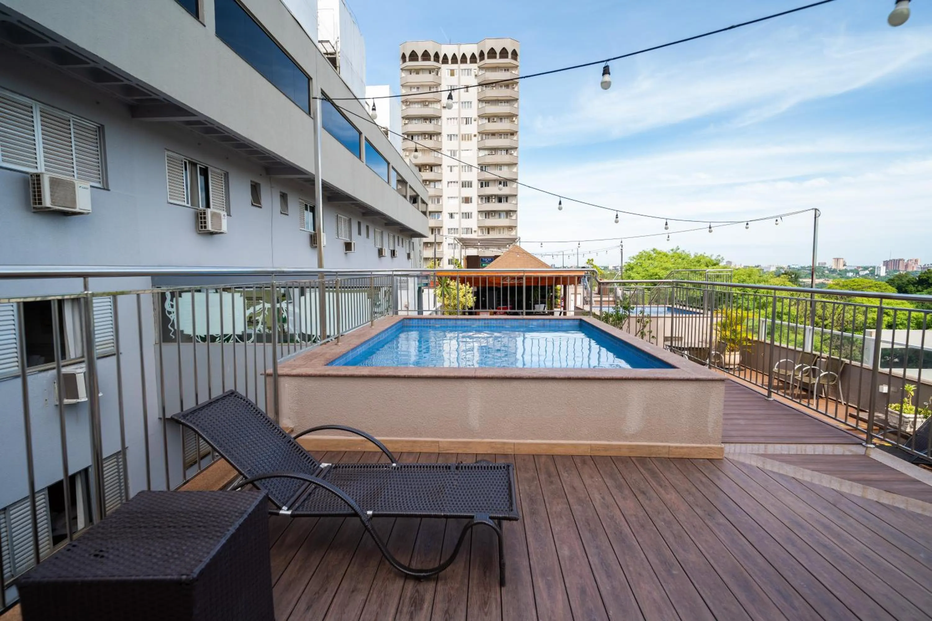 Swimming pool in Tarobá Hotel