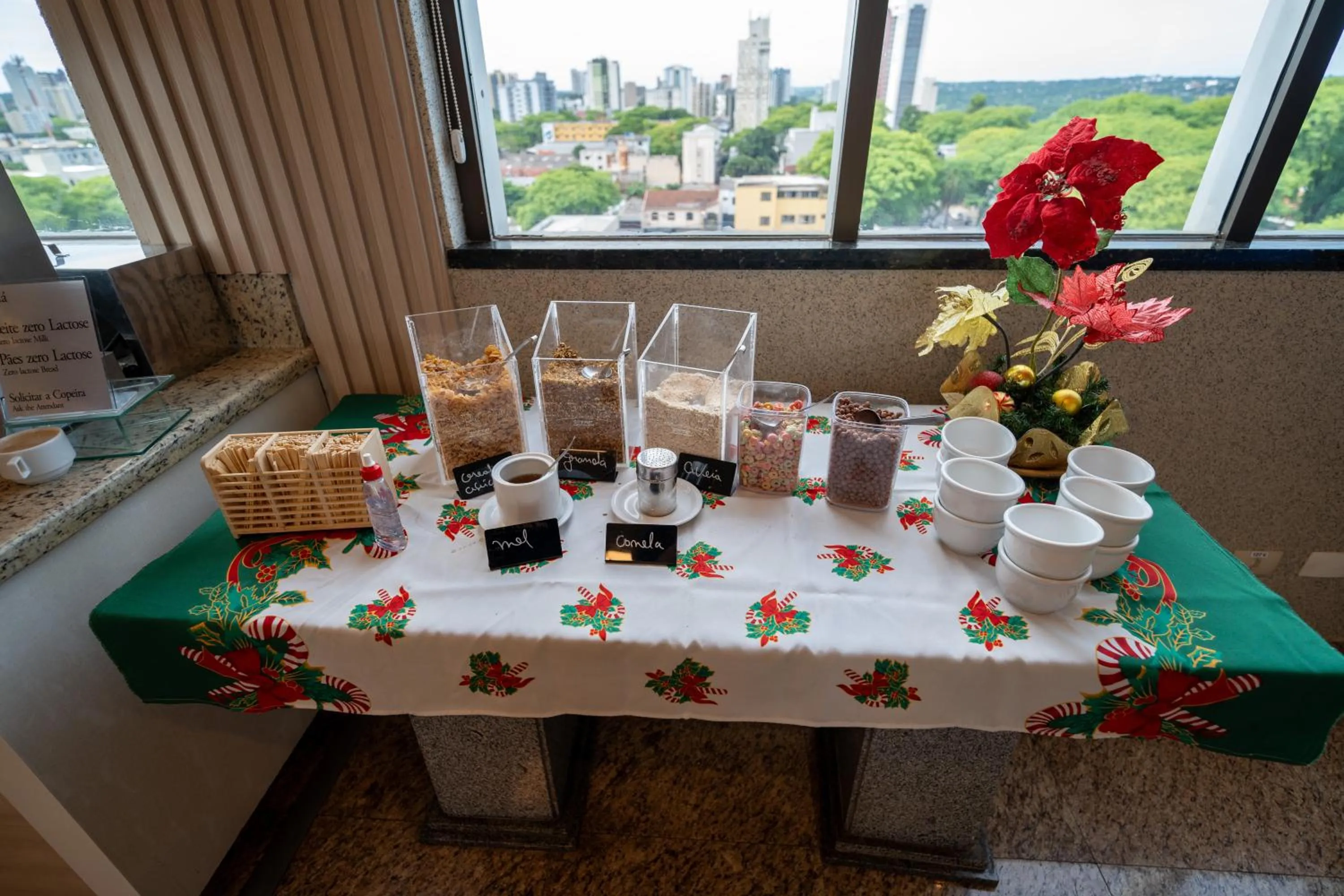 Breakfast in Tarobá Hotel
