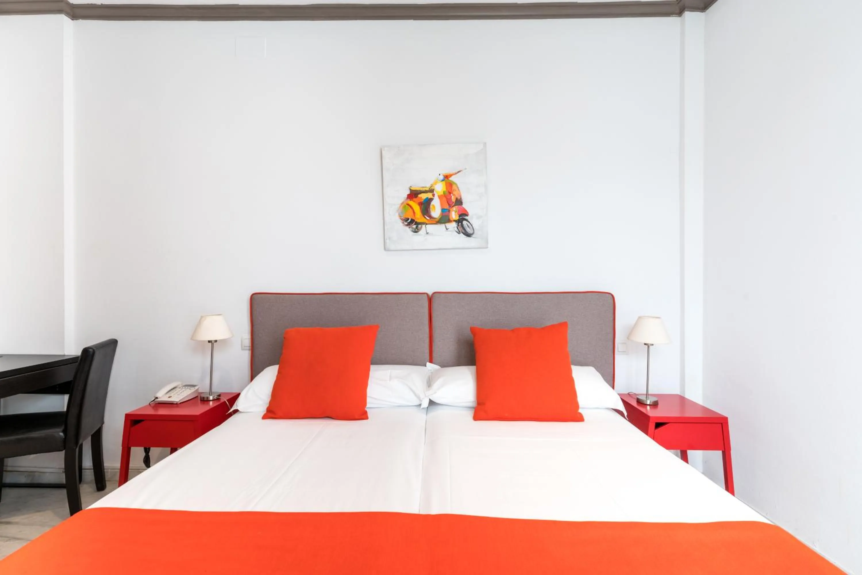 Bed in Cool Sevilla Hotel