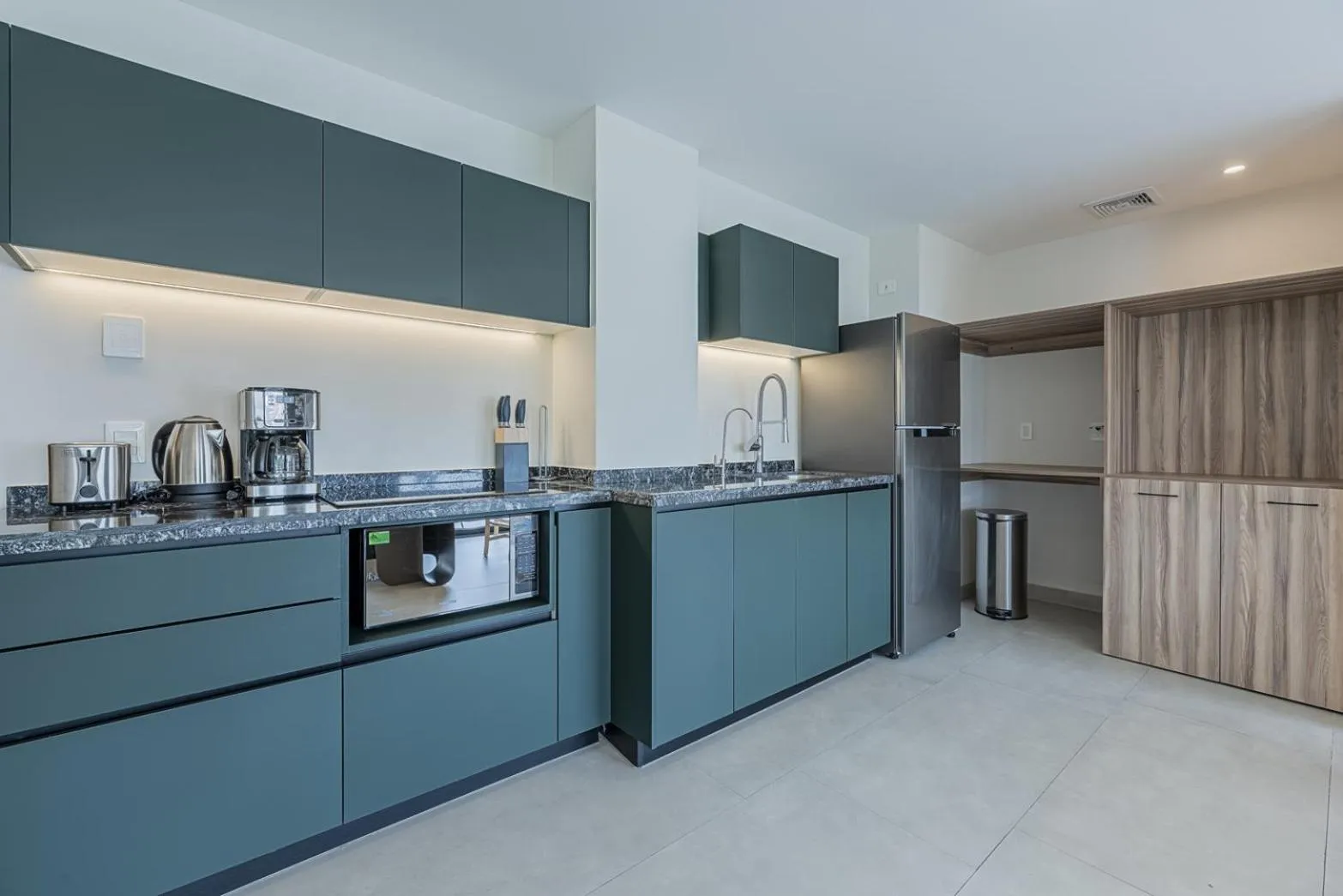 Kitchen or kitchenette in Cuadra 134 Residencial Condesa
