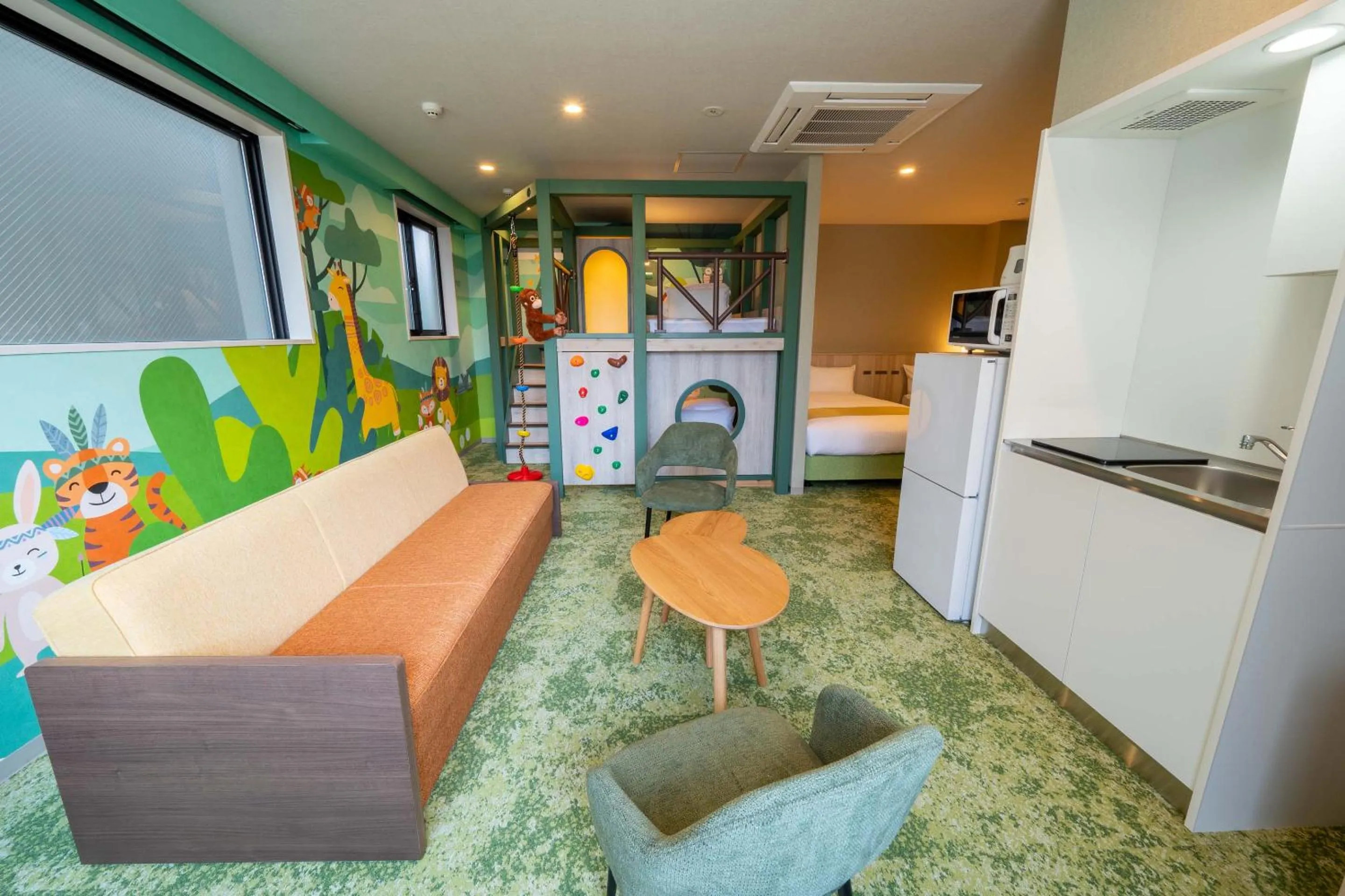 Bed in PLAY!! Resi Stay