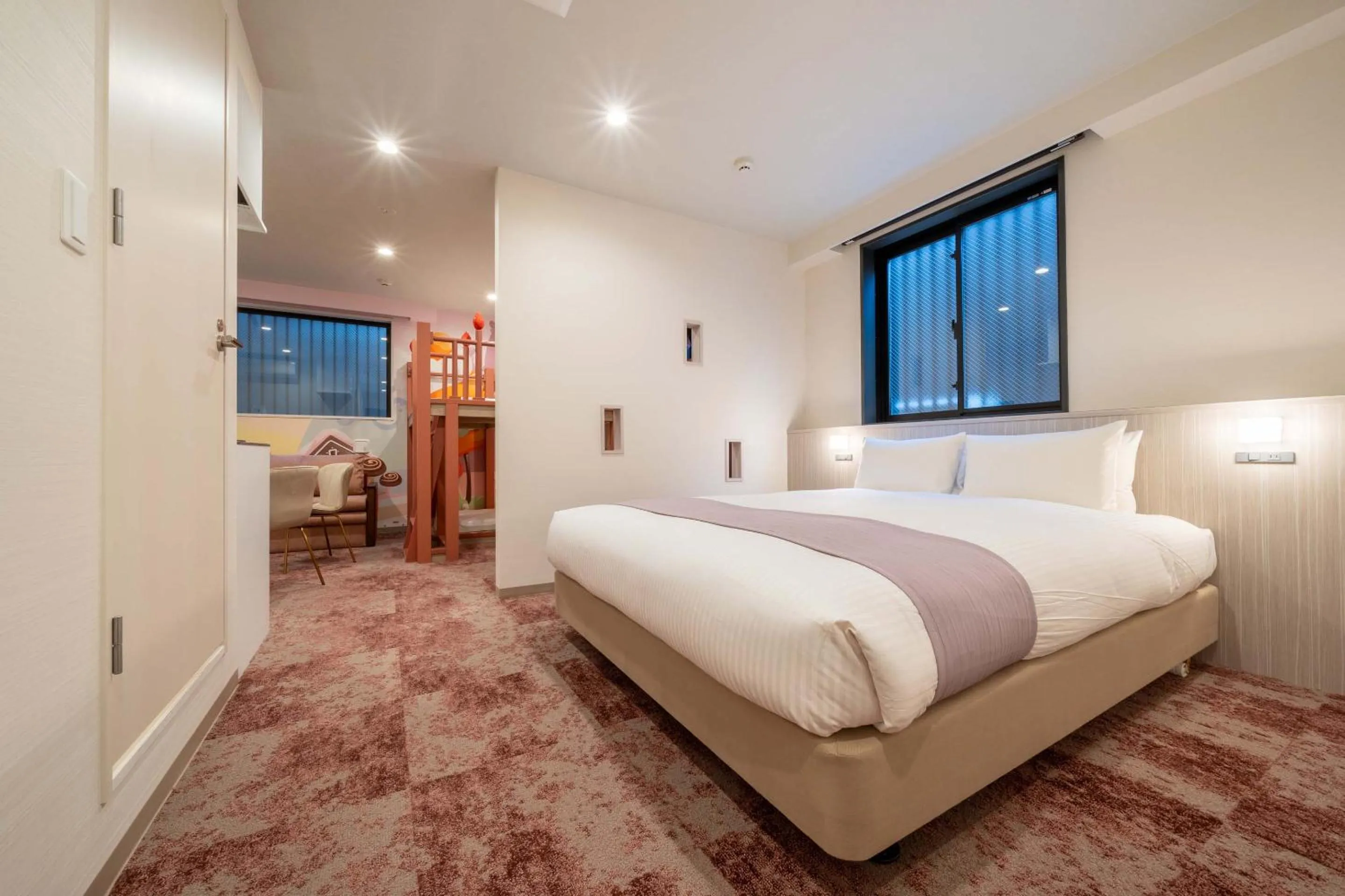 Bed in PLAY!! Resi Stay