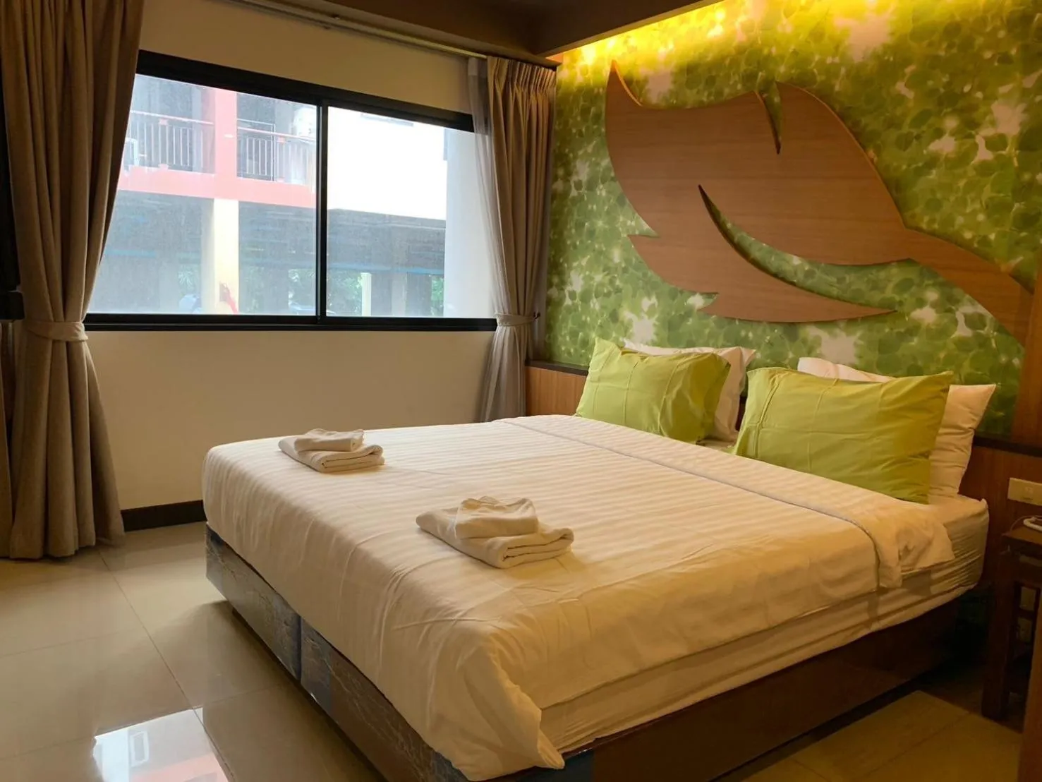 Bed in Le Ram Hotel No window