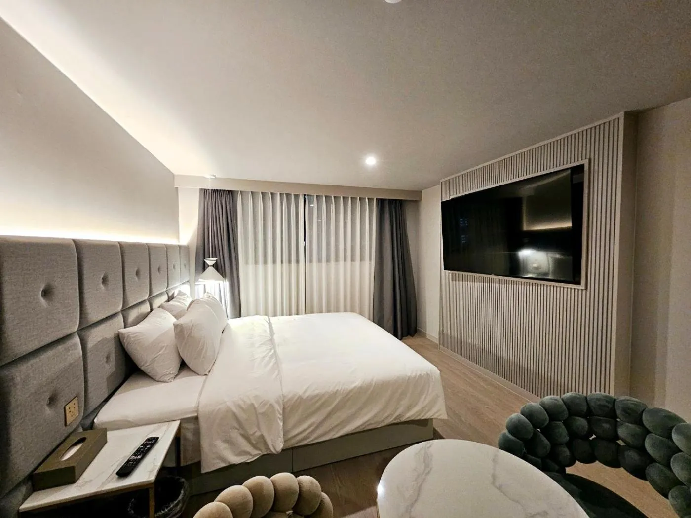 Bed in Daeyeon Grandis Hotel