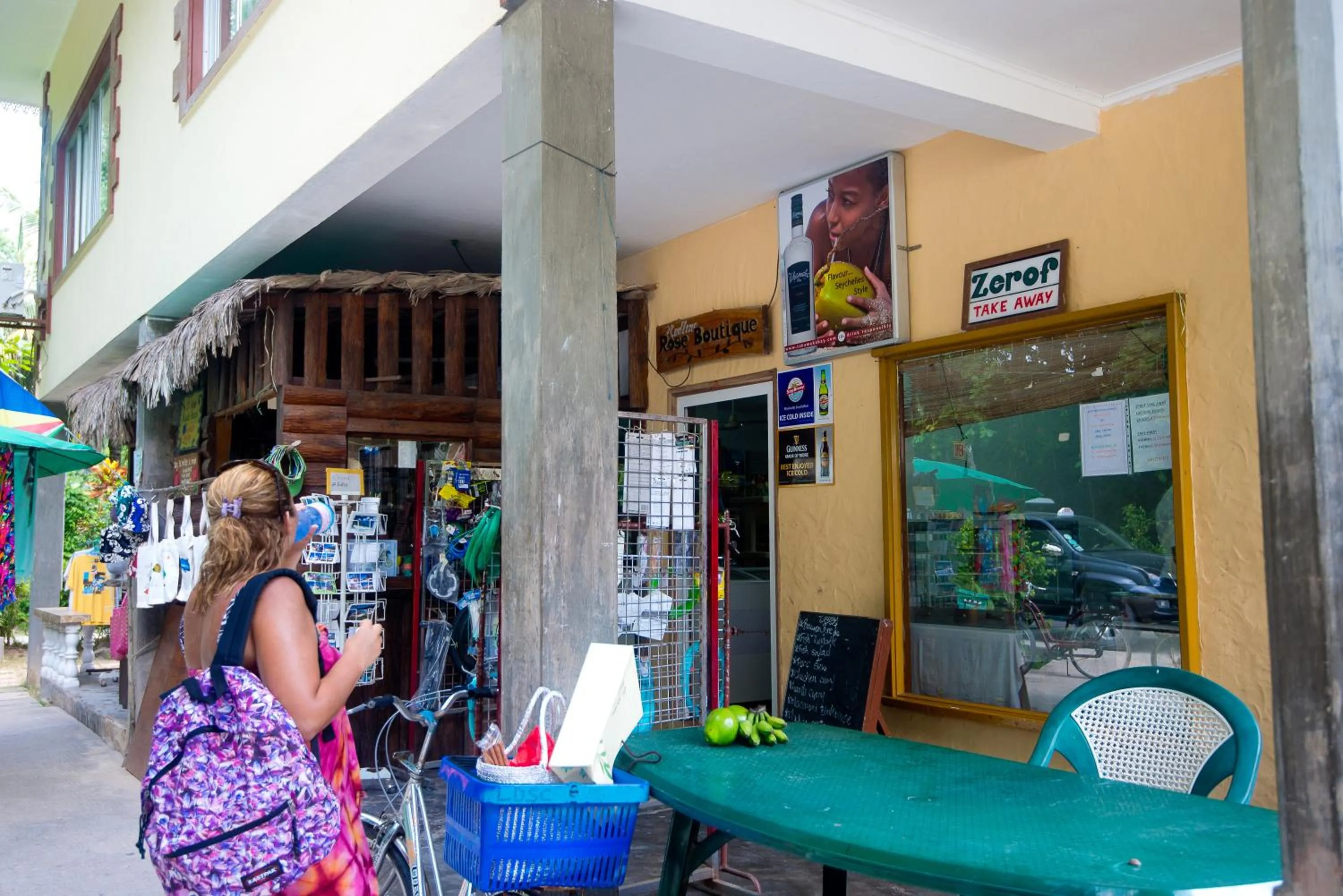 On-site shops in Zerof Guest House
