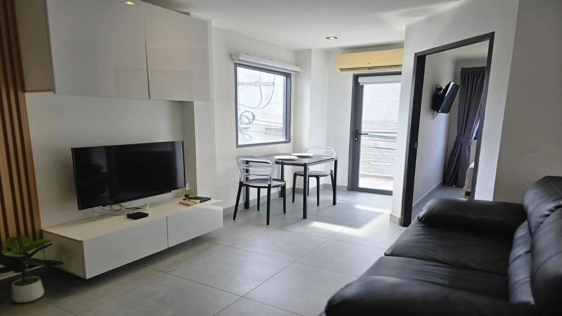 Island Escape 1BR T1-206