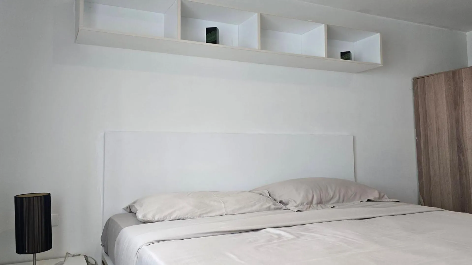 Bed in Island Escape 1BR T1-206