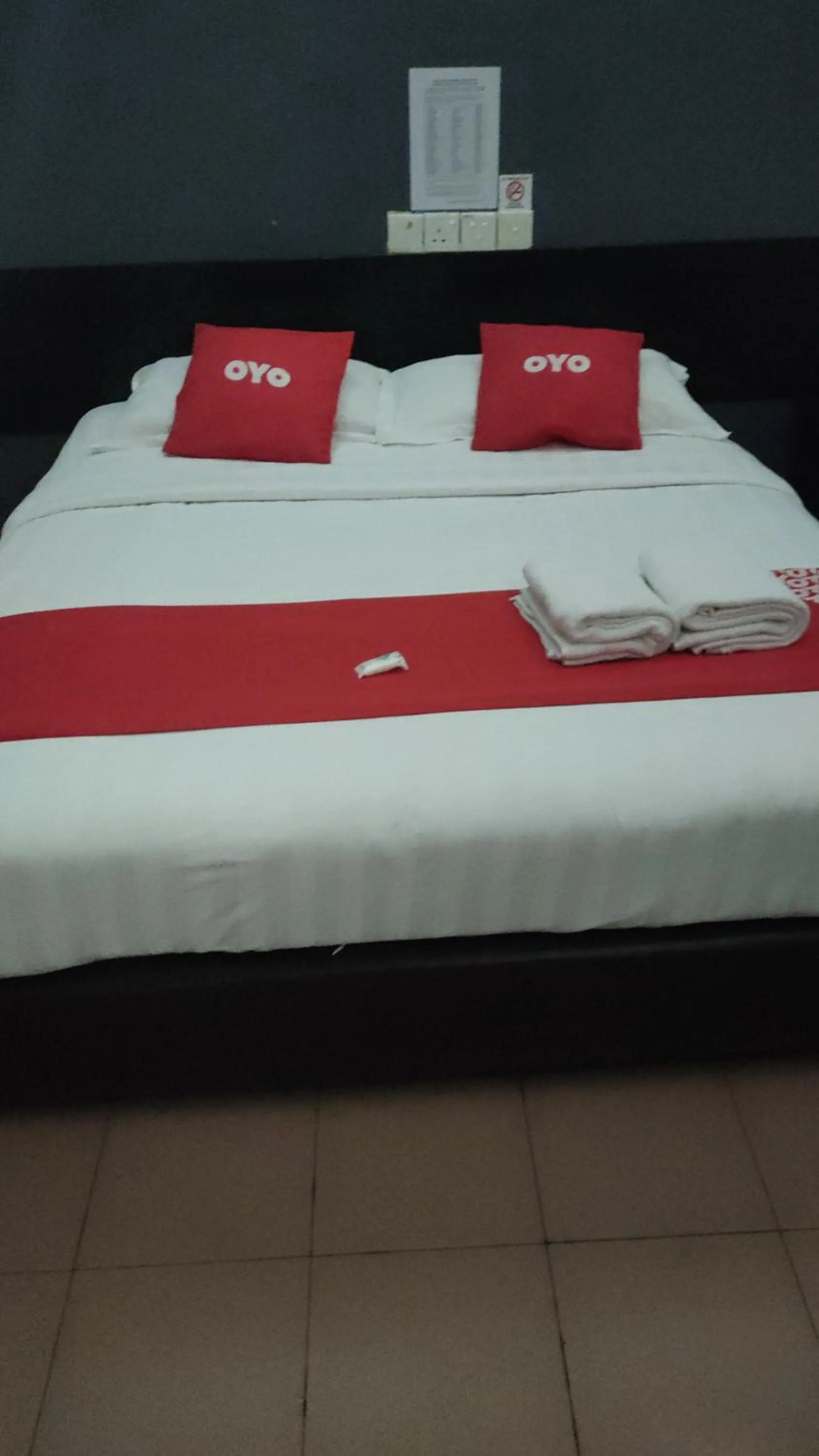 Bed in Dung Fang Hotel No 1 Sibu