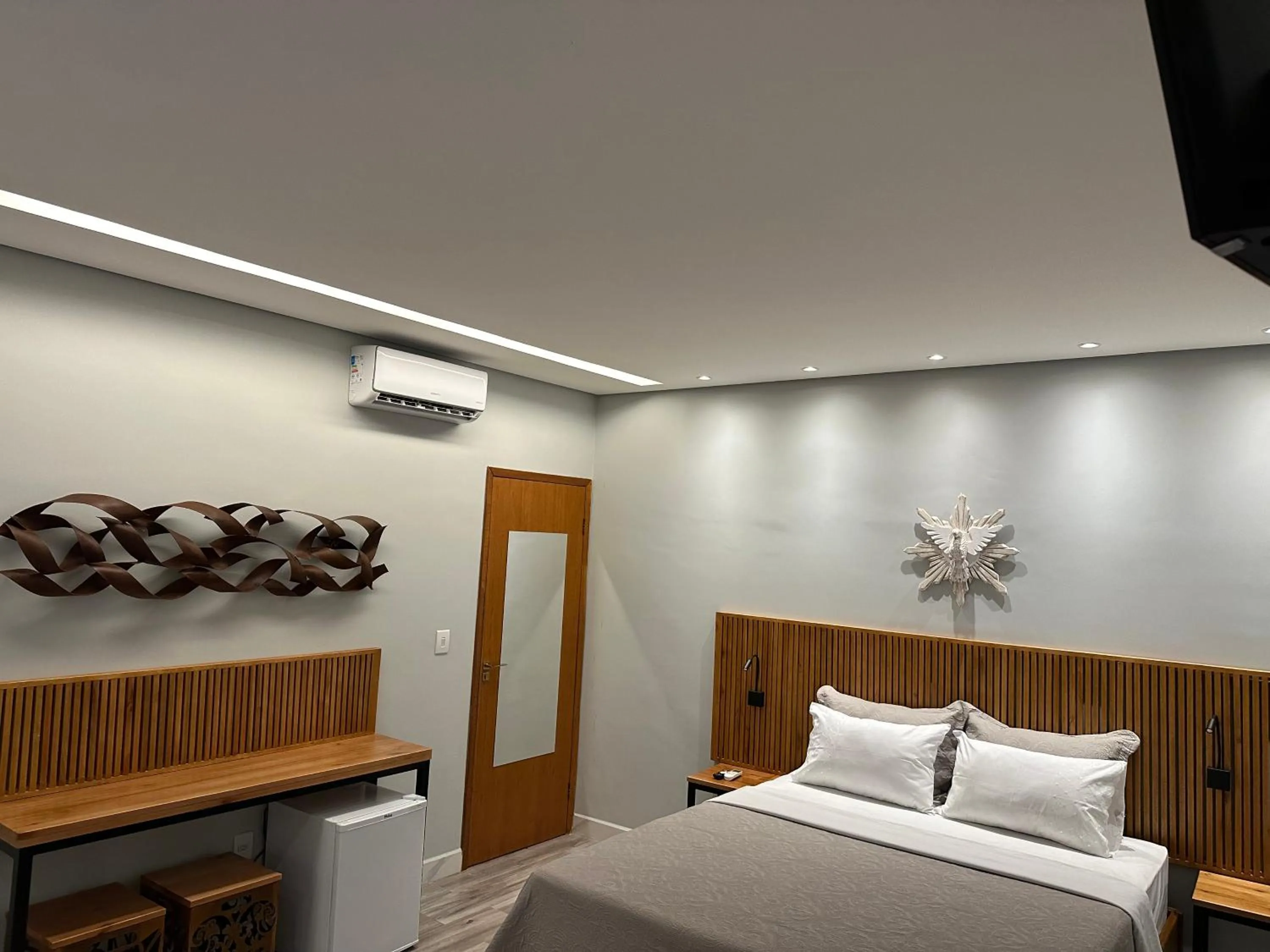 Photo of the whole room, Bed in Pousada Maria Monteiro Tiradentes