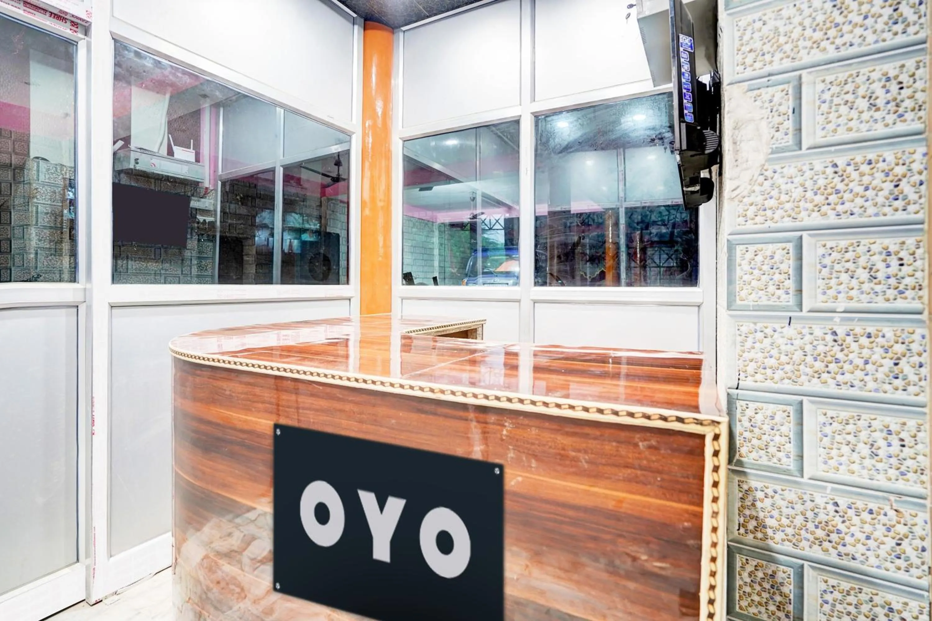Lobby or reception in Hotel O by OYO ABHIK GRAND