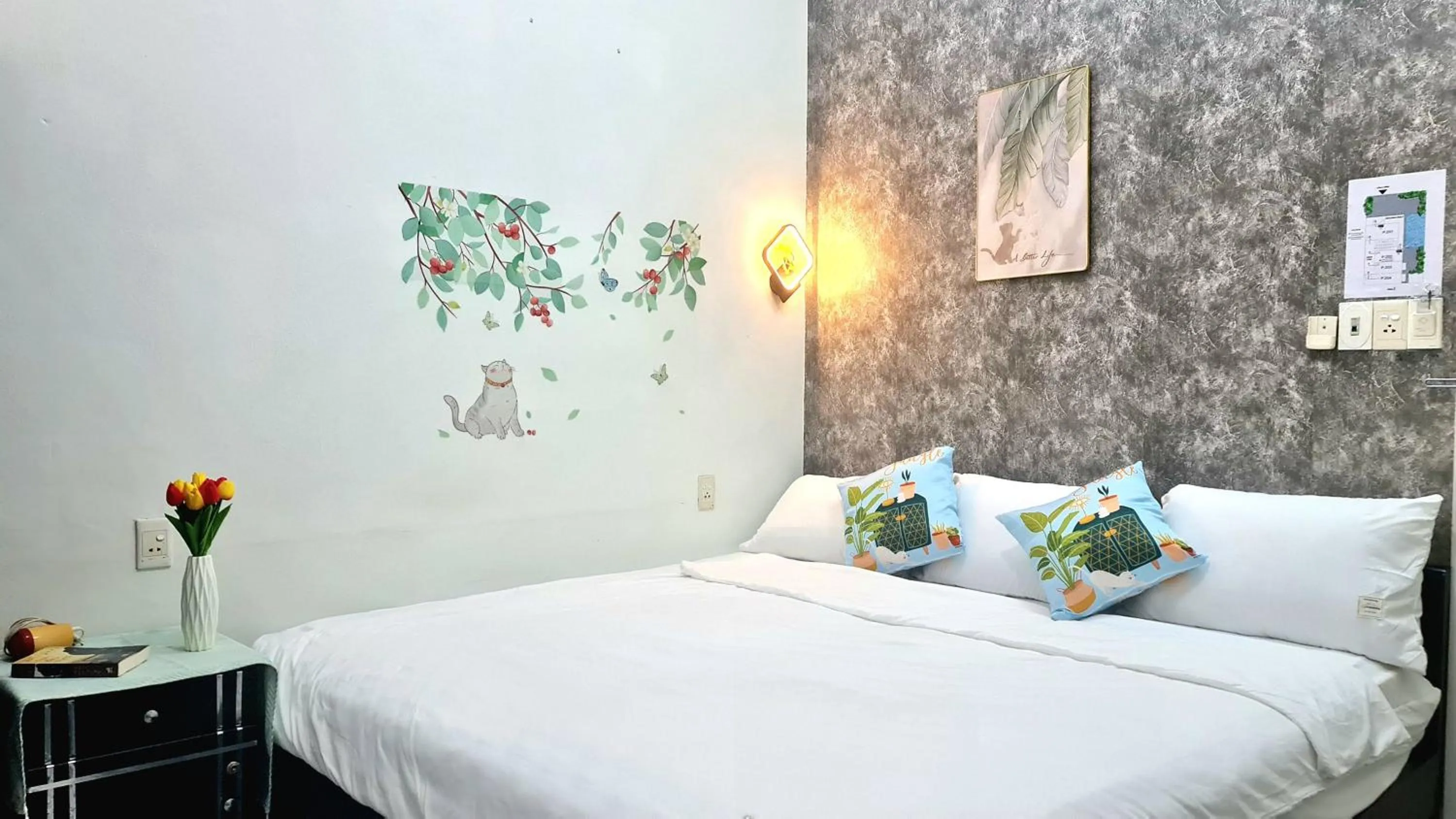 Bed in Minh Trang Villa Hoi An -BBQ Garden