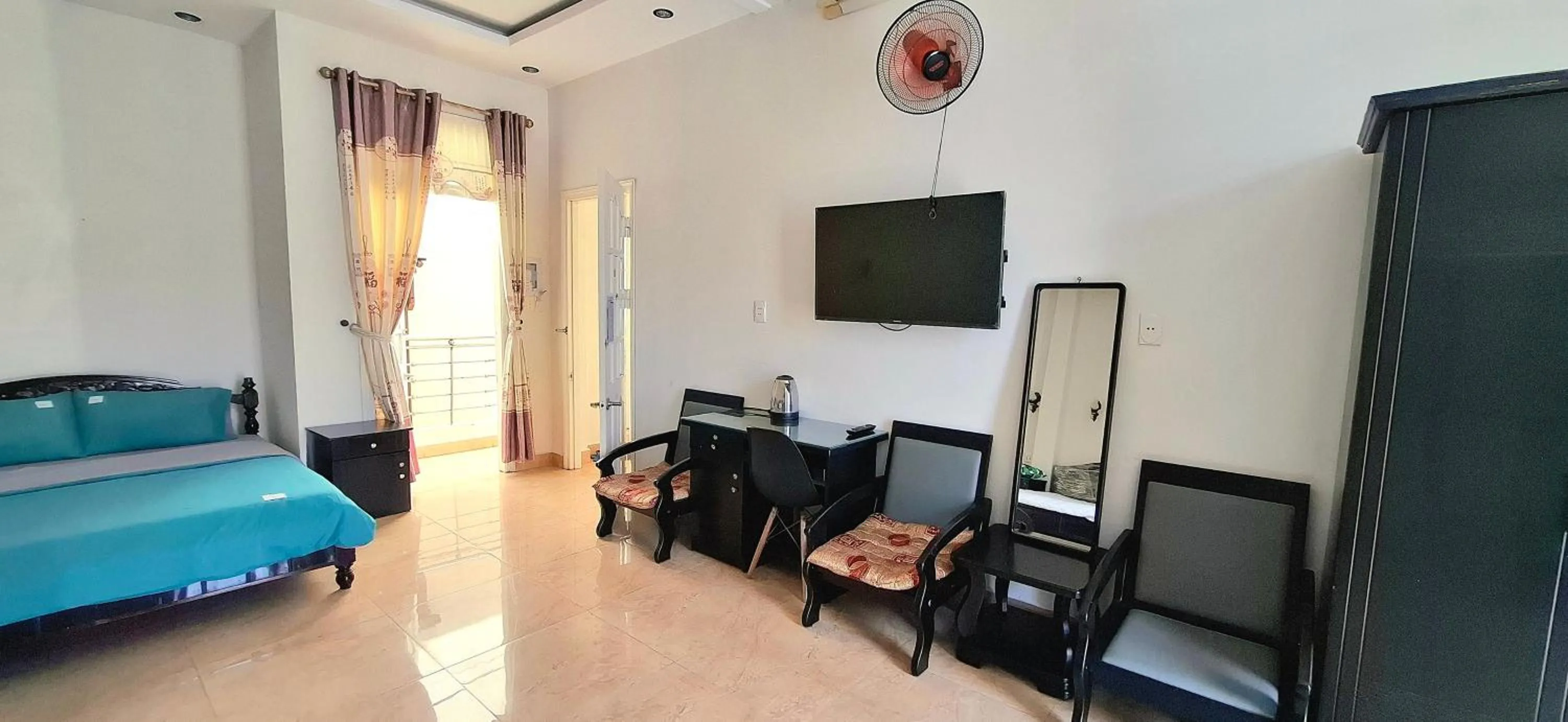 Bed in Minh Trang Villa Hoi An -BBQ Garden