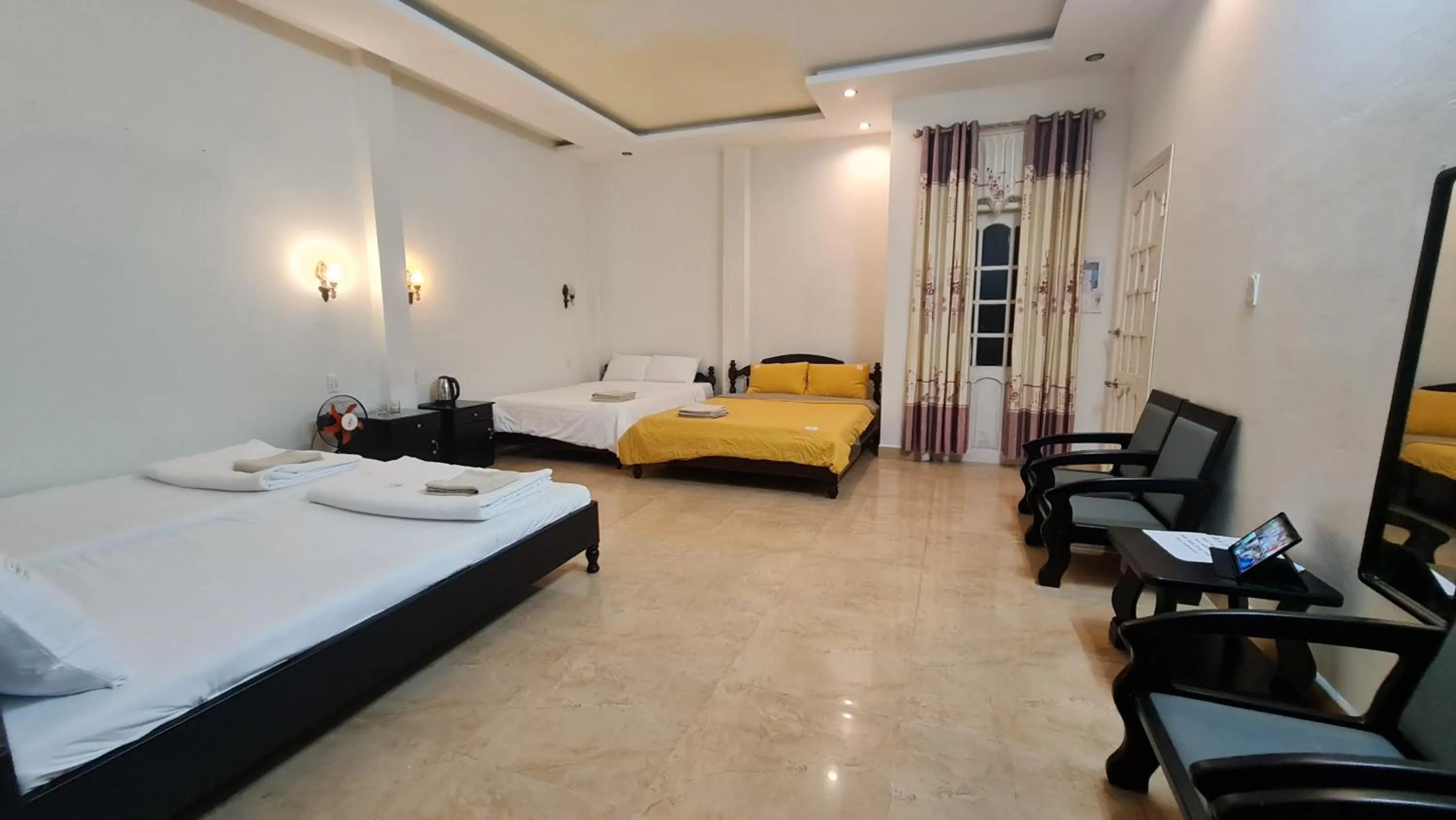 Bed in Minh Trang Villa Hoi An -BBQ Garden