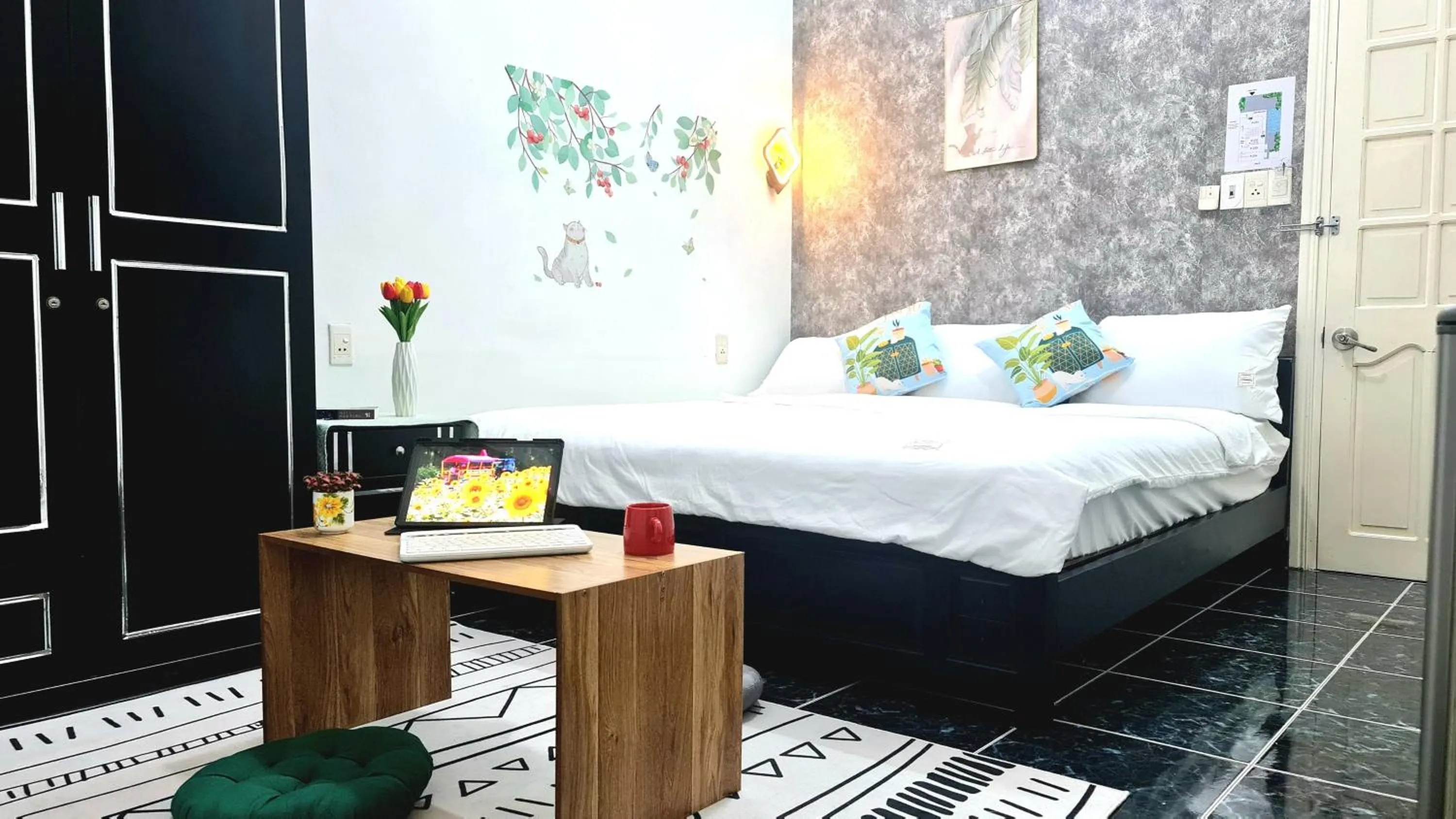 Bed in Minh Trang Villa Hoi An -BBQ Garden