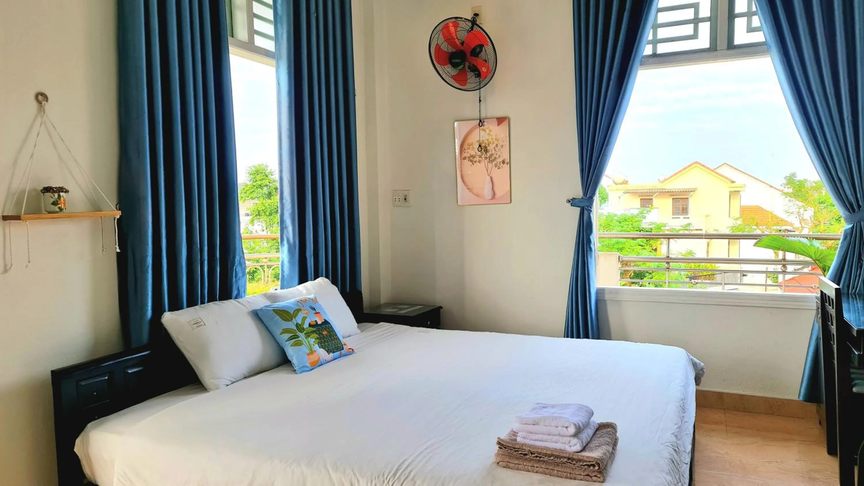 Bed in Minh Trang Villa Hoi An -BBQ Garden