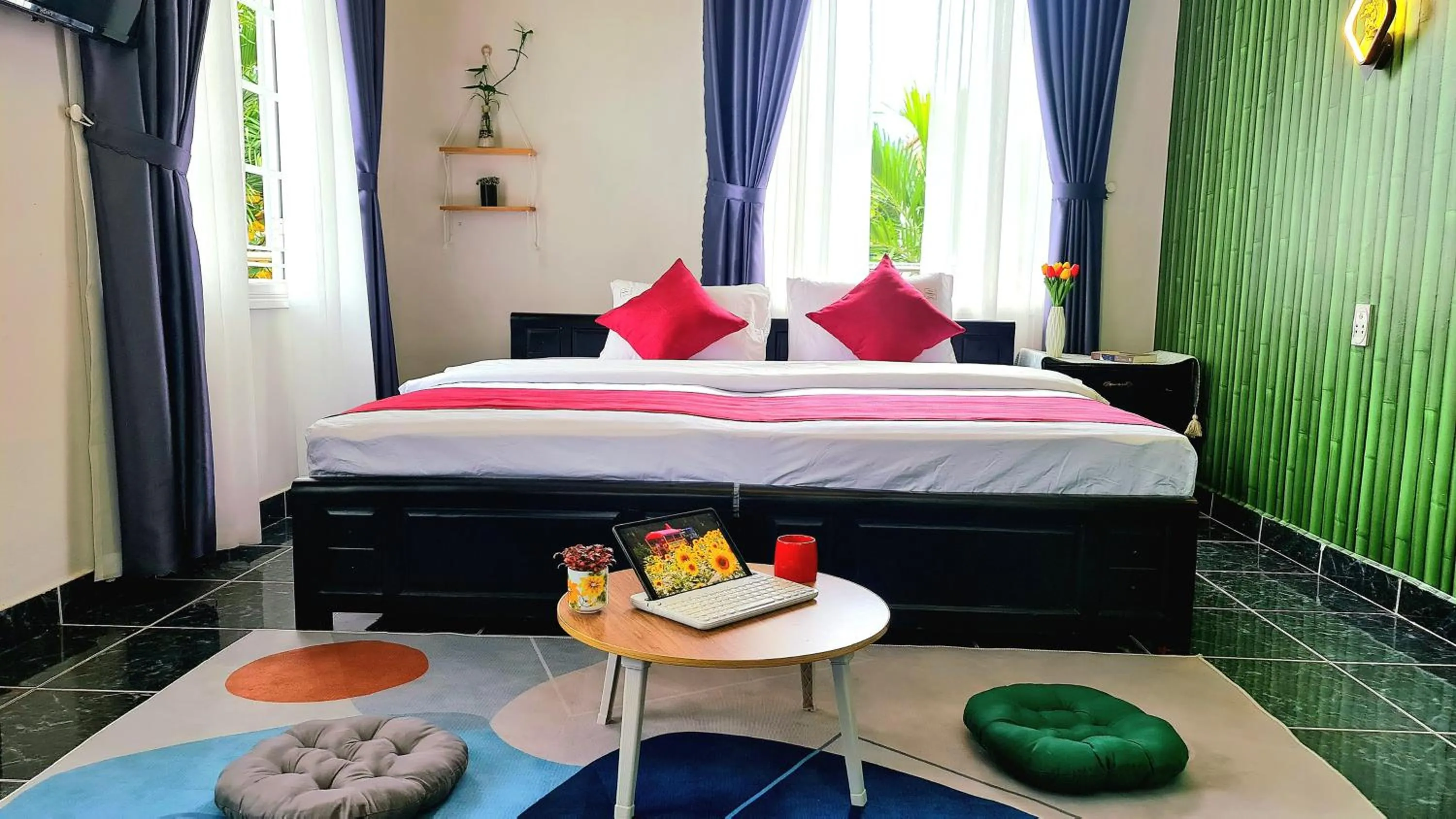 Bed in Minh Trang Villa Hoi An -BBQ Garden