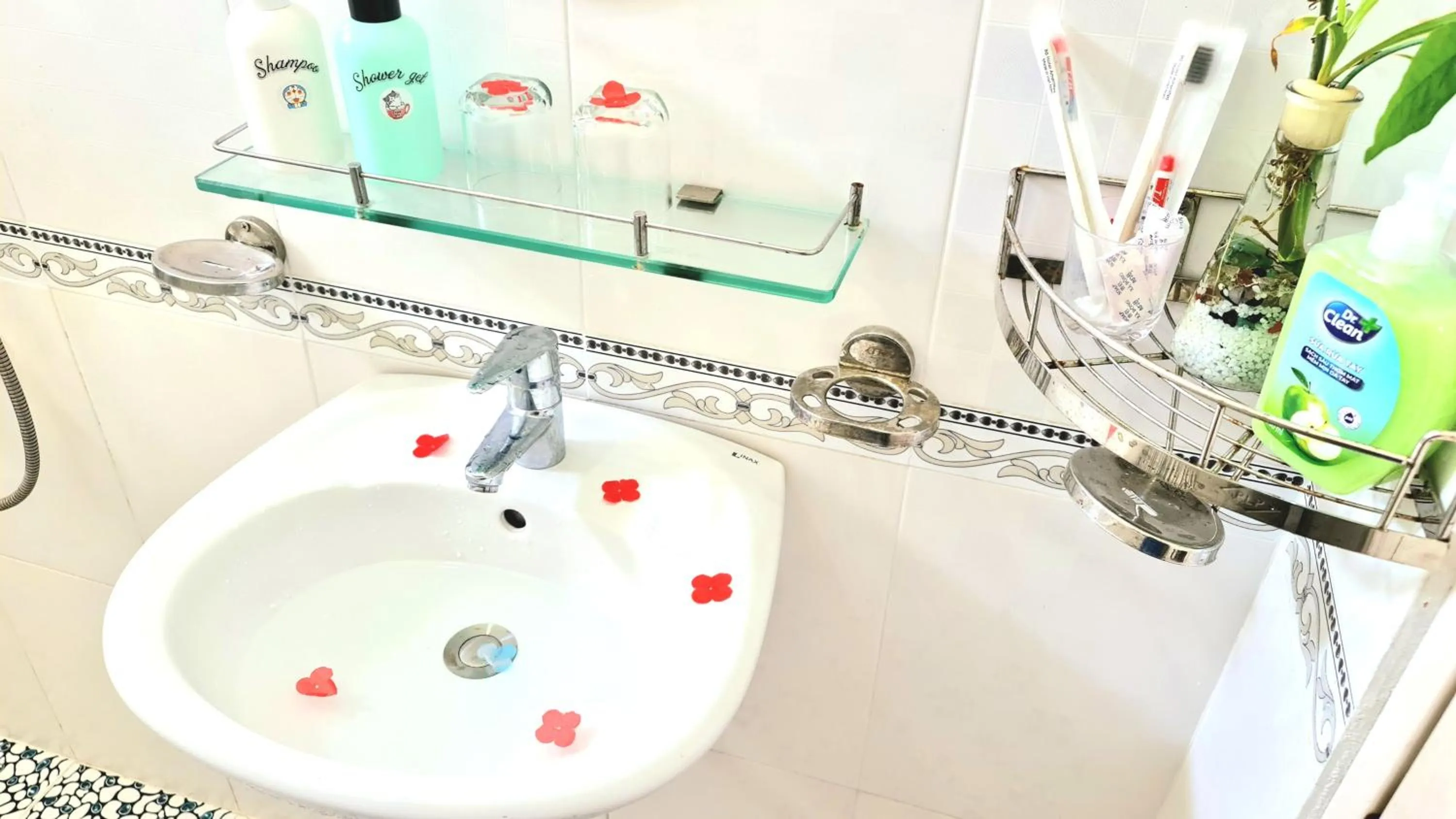 Bathroom in Minh Trang Villa Hoi An -BBQ Garden