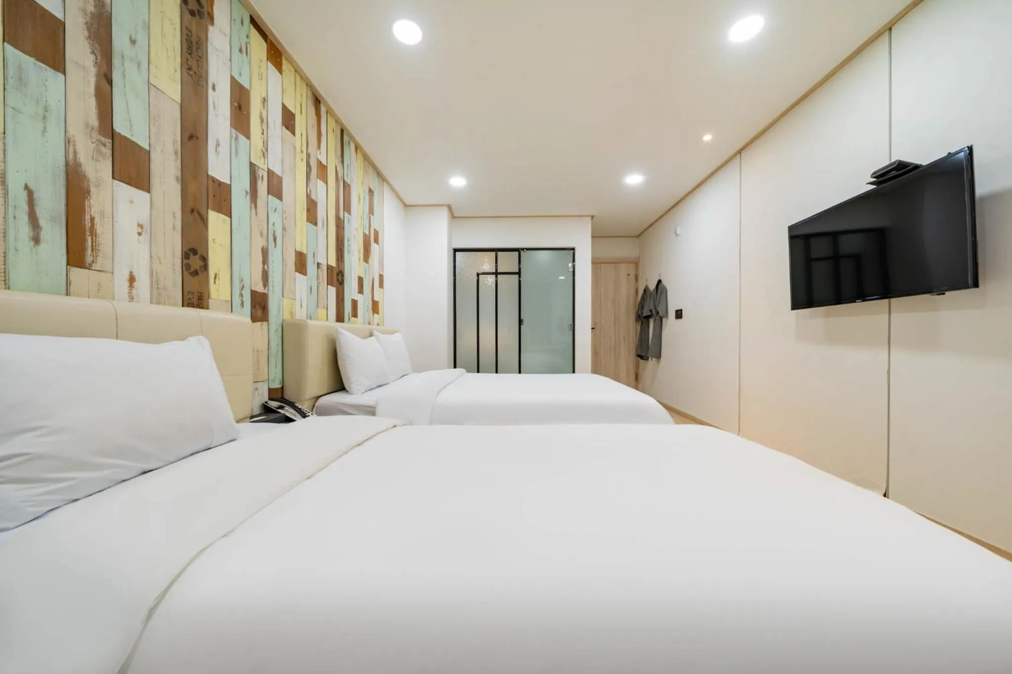 Gangneung Gyeongpodae Hotel Cube