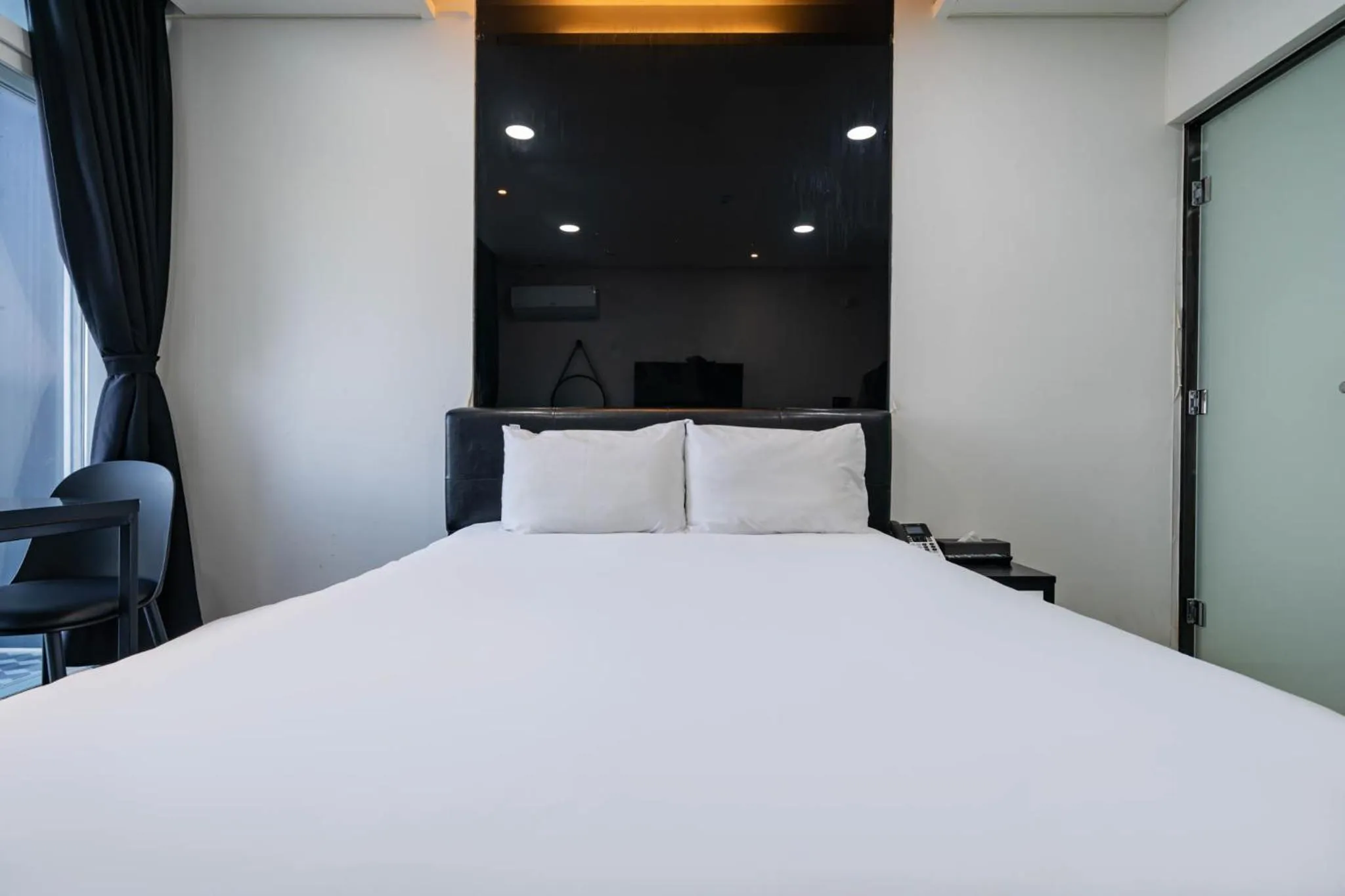 Gangneung Gyeongpodae Hotel Cube