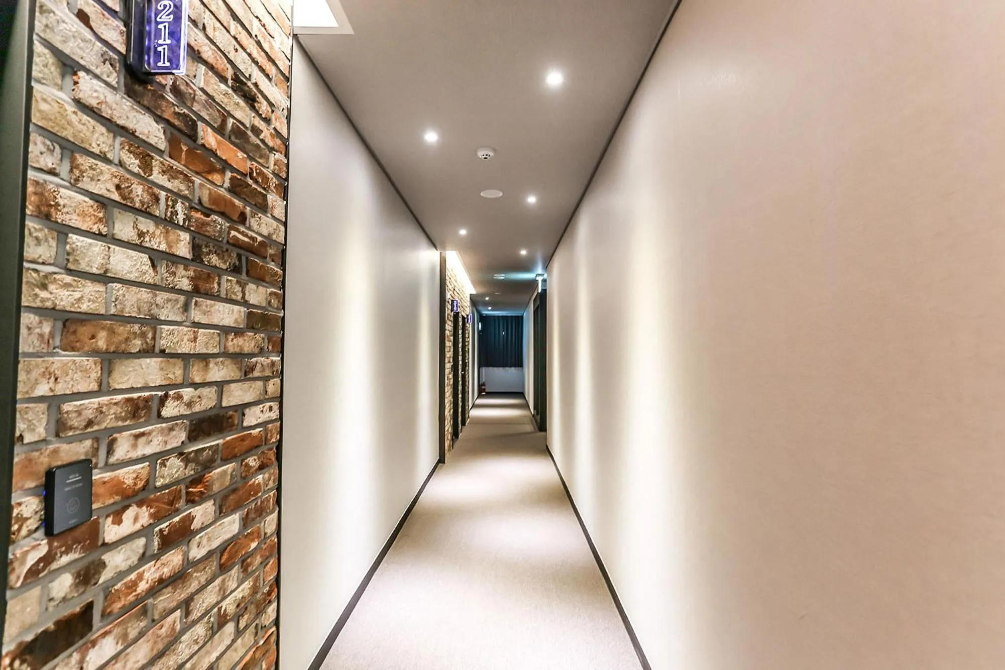 Gangneung Gyeongpodae Hotel Cube