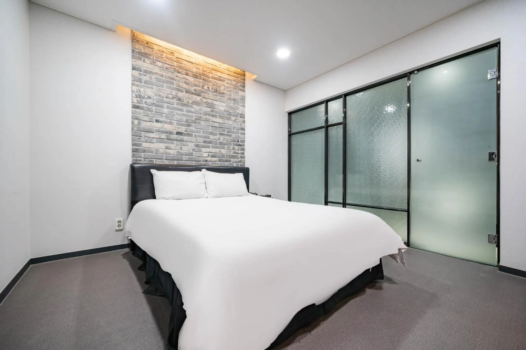 Gangneung Gyeongpodae Hotel Cube