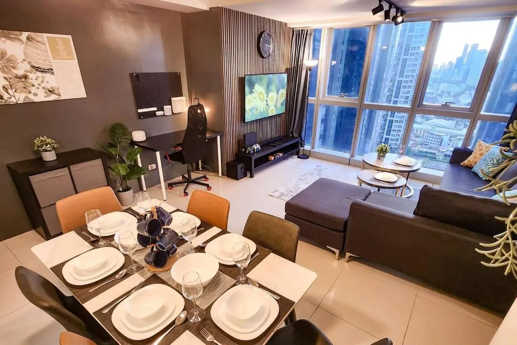 Spacious Executive 3br Apt with PS4 & bathtub in BGC