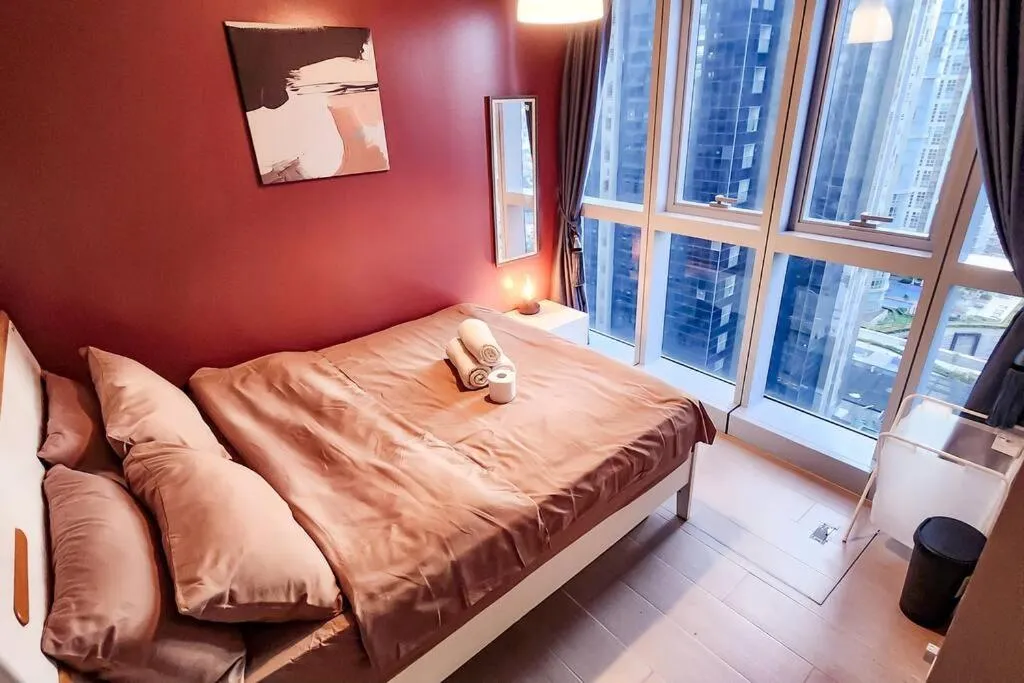 Spacious Executive 3br Apt with PS4 & bathtub in BGC