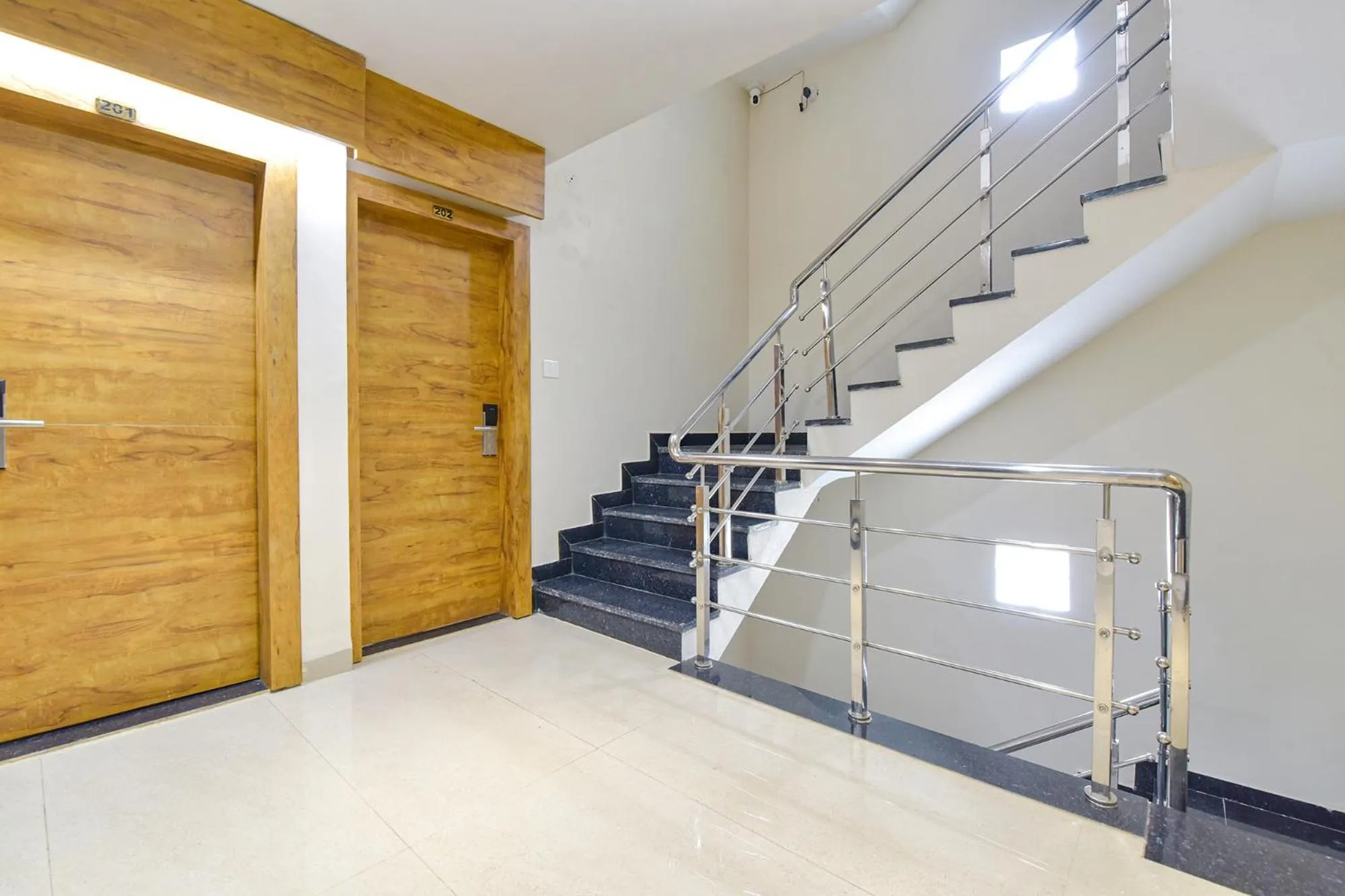 Lobby or reception in FabHotel Synergy Stays