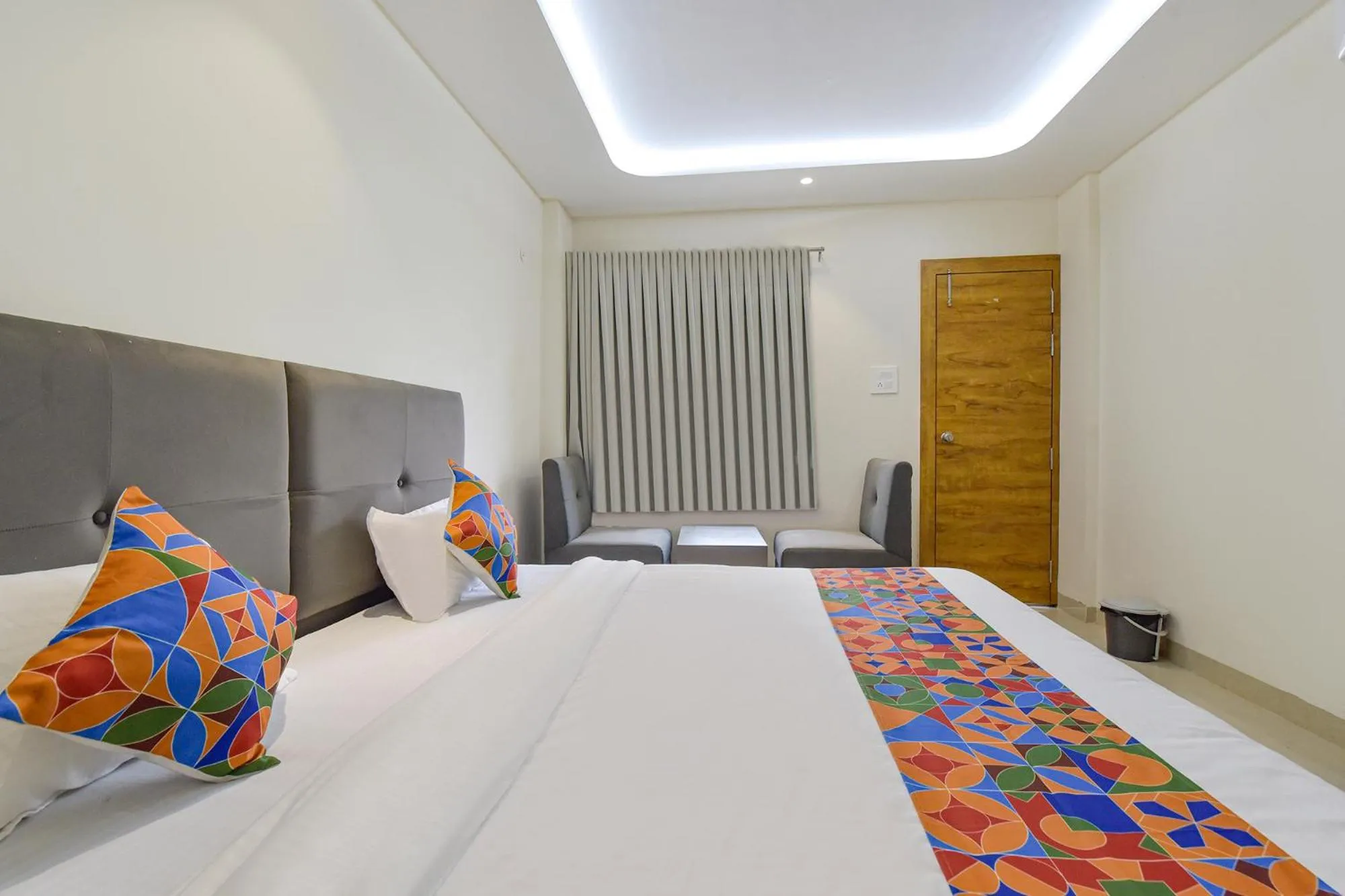 Bed in FabHotel Synergy Stays